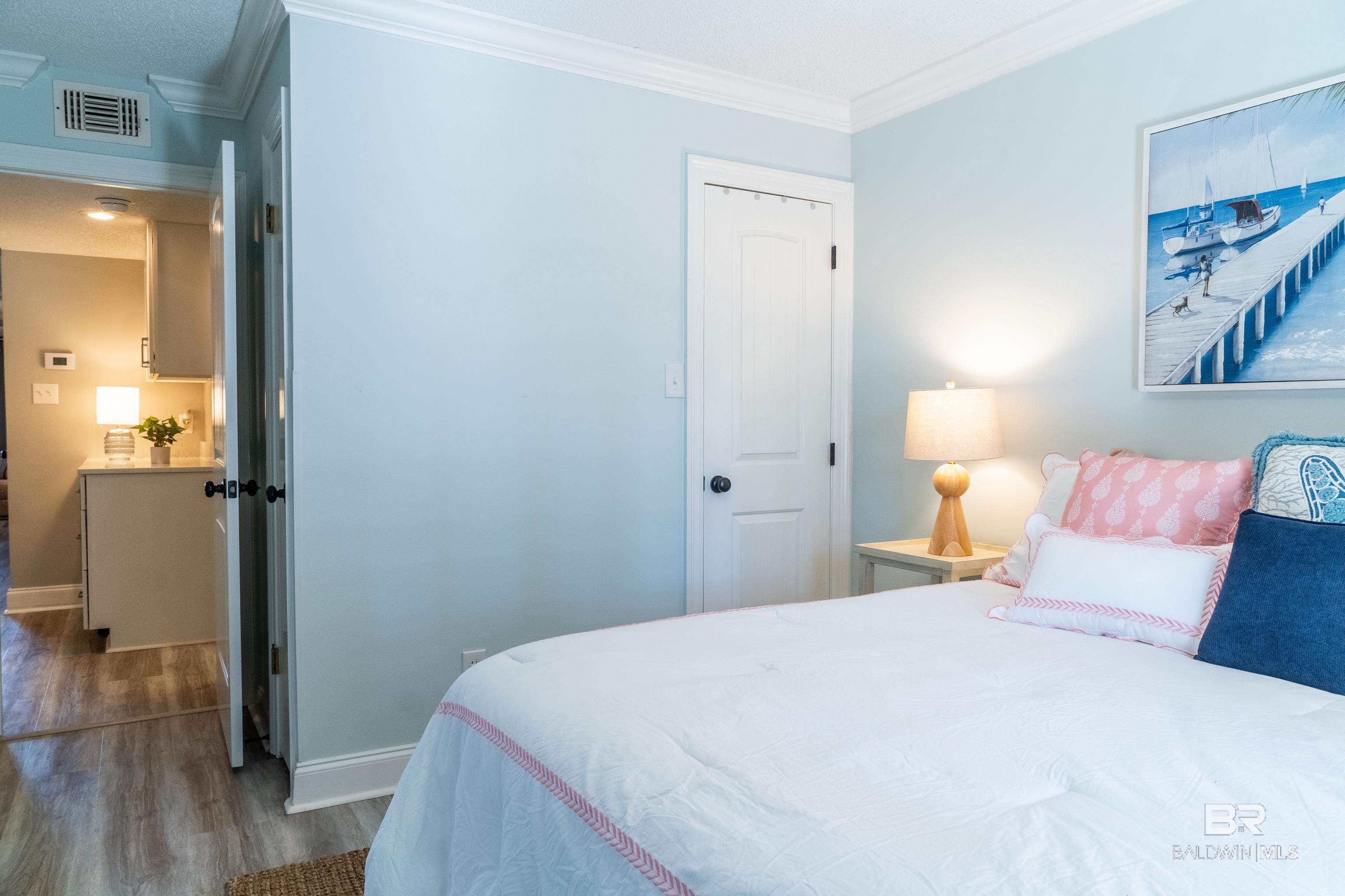 4615 PORT SIDE Lane UNIT 202, Gulf Shores, AL, 36542