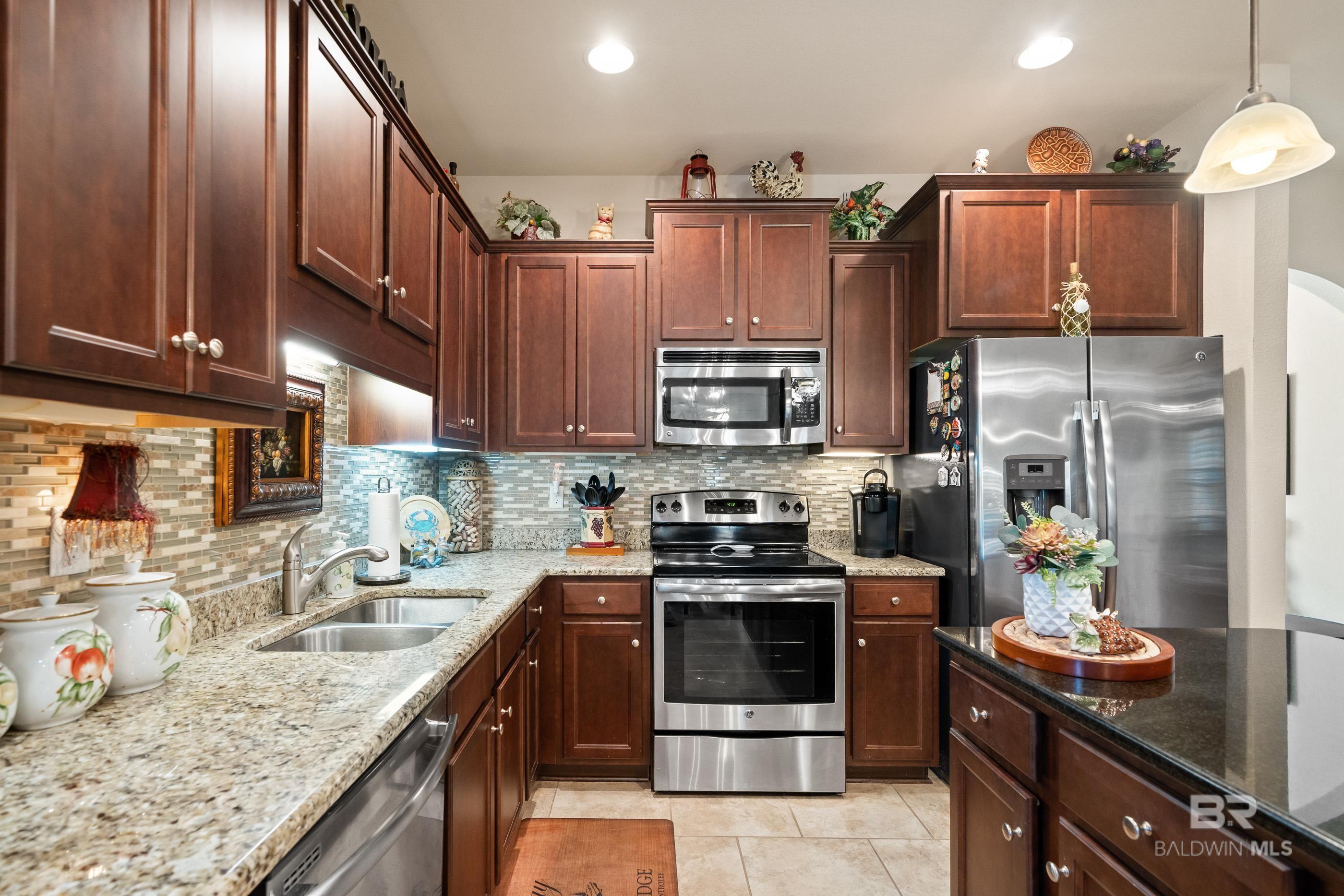 4268 Birkdale Street, Gulf Shores, AL, 36542