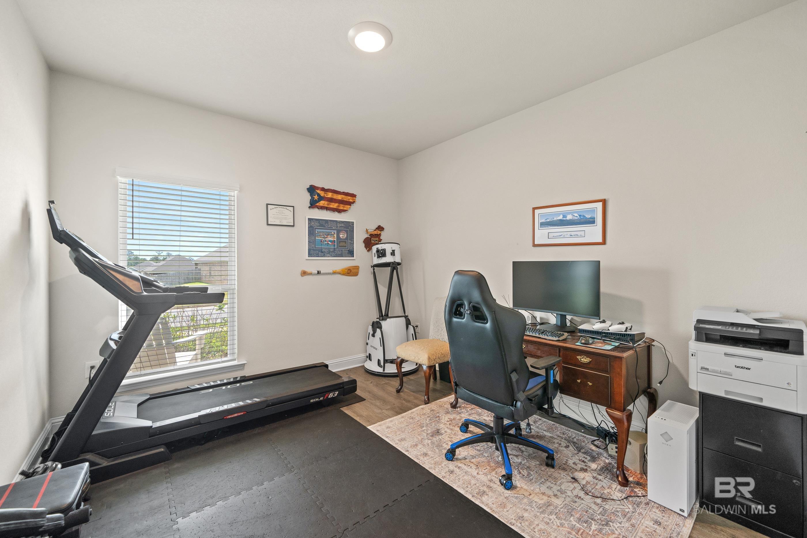 https://zimg.paragon.ice.com/ParagonImages/Property/PG/BCAR/396254/21/0/0/7b8ff43d9517724a2abb61409b256fdb/7/f91cc2201d6306c9c060c1e725ecdd25/396254-f09ad5f9-5e50-4838-8290-6cce6b2dced8.JPG