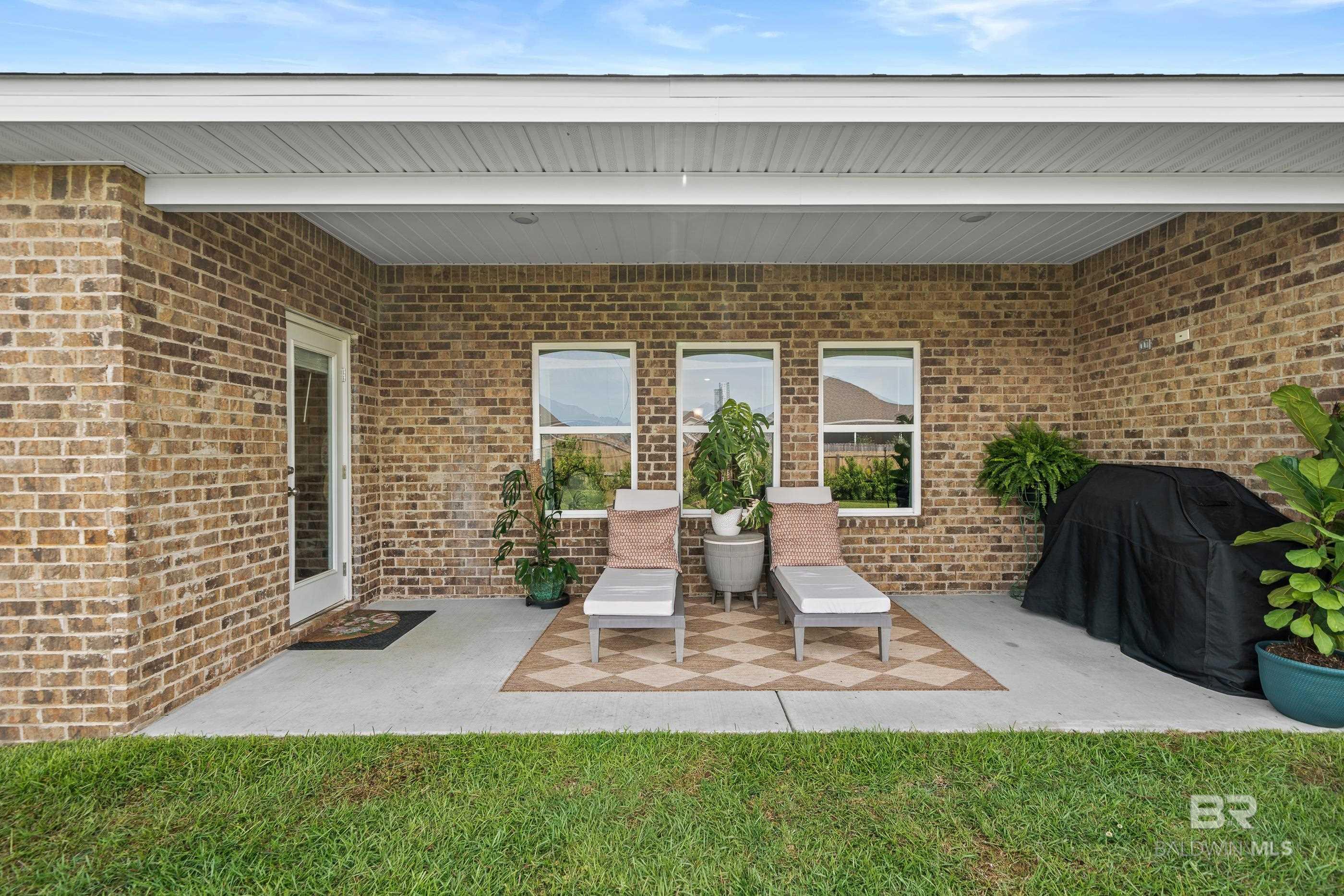 https://zimg.paragon.ice.com/ParagonImages/Property/PG/BCAR/396254/26/0/0/bf195d95571b4b35952bc193faf709b3/7/f91cc2201d6306c9c060c1e725ecdd25/396254-8988e3bf-8a0a-44b7-9bbd-3952c08ba5da.JPG