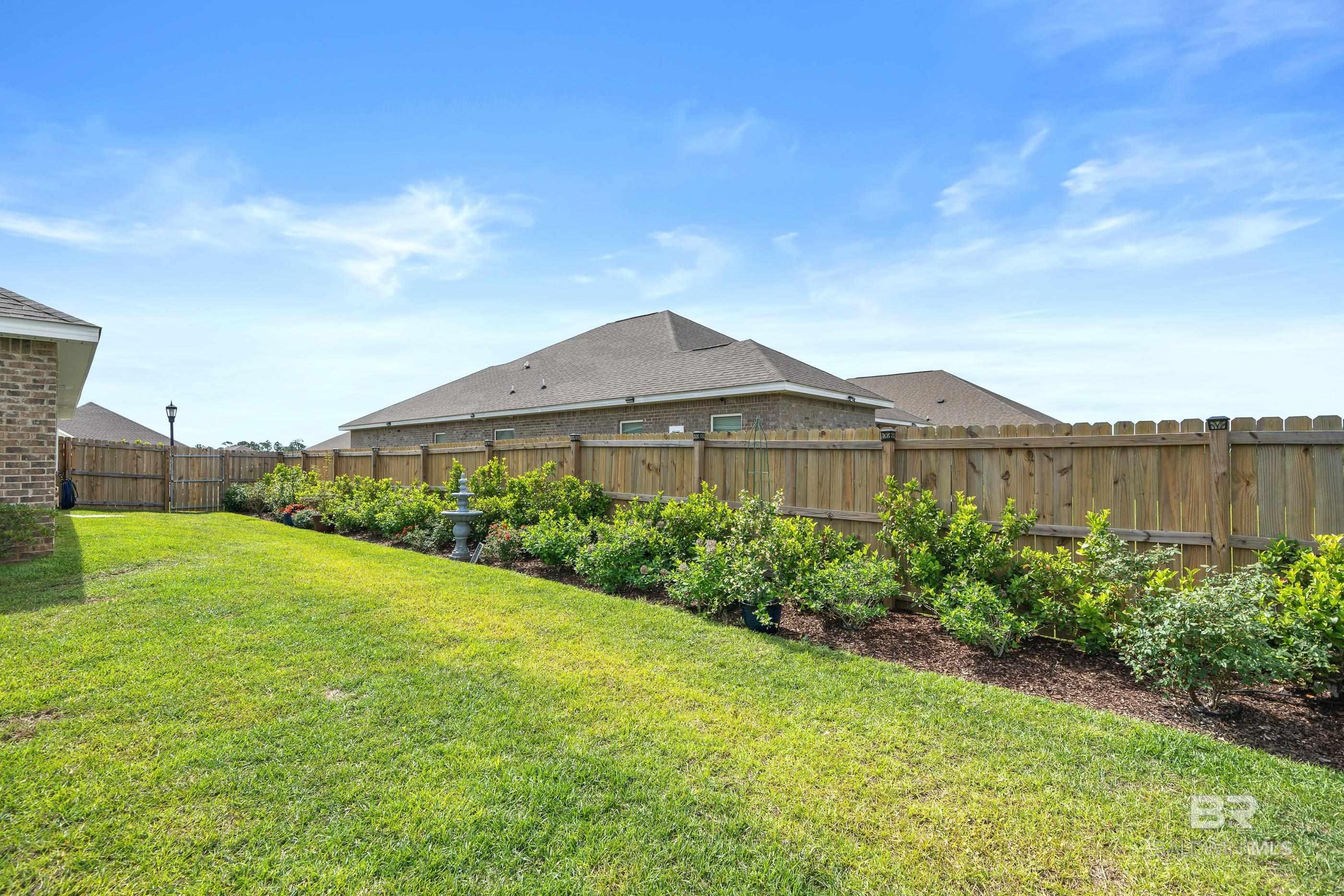 https://zimg.paragon.ice.com/ParagonImages/Property/PG/BCAR/396254/30/0/0/3d458419cba2689a52bdf07c2cbe1256/7/f91cc2201d6306c9c060c1e725ecdd25/396254-8760e1cc-e193-4ef1-98fc-e86ff84cf328.JPG