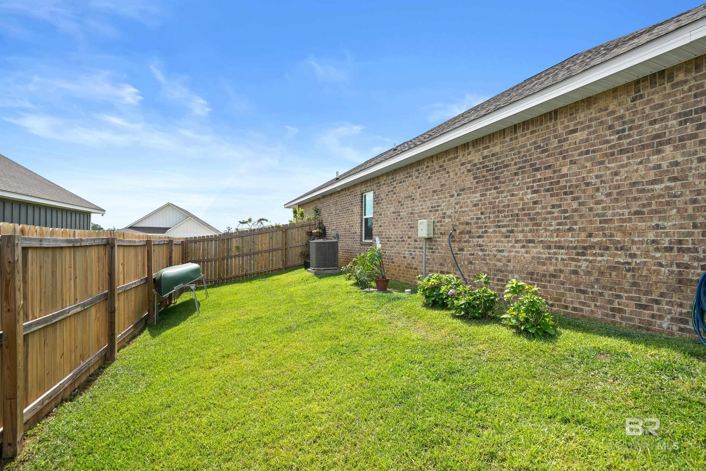https://zimg.paragon.ice.com/ParagonImages/Property/PG/BCAR/396254/33/0/0/481013baf917d8b0a5c08f3b23a0f6bc/7/f91cc2201d6306c9c060c1e725ecdd25/396254-09ef3f87-5b09-4470-9a6d-c960fb995b88.JPG
