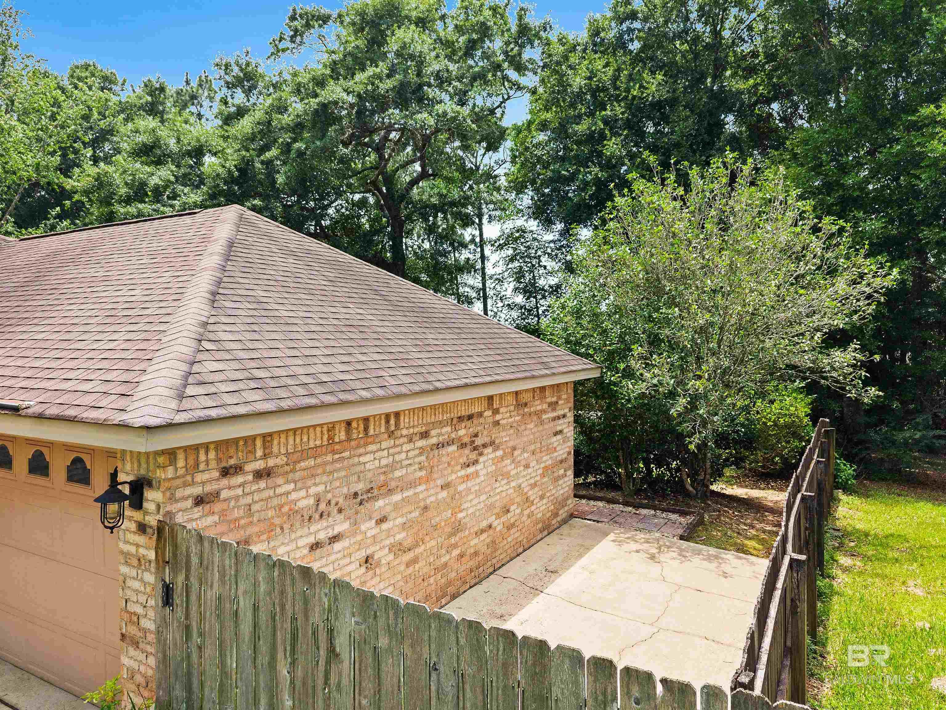 https://zimg.paragon.ice.com/ParagonImages/Property/PG/BCAR/396255/27/0/0/630235bfac5126fc22733ef325cd8b96/7/2493e5b29461c80e2a9032a7221e45b4/396255-e2240879-5251-4e1d-bc2a-6993e39fdeed.JPG