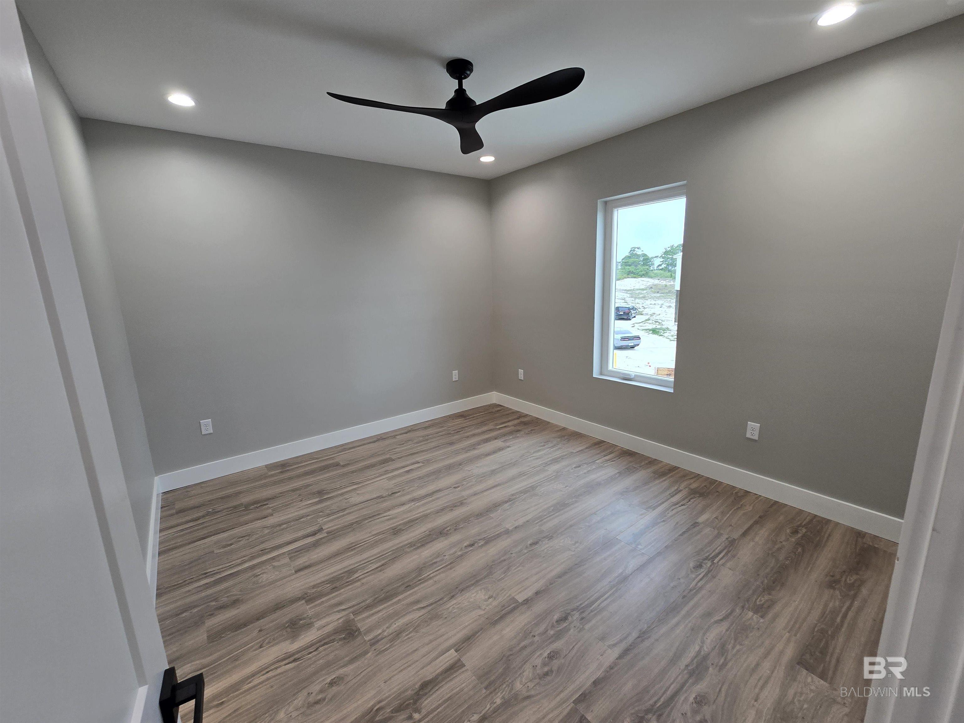 https://zimg.paragon.ice.com/ParagonImages/Property/PG/BCAR/396256/19/0/0/f1cc0a221cfc6f51d1b91624907e4933/7/cb7fa451cd795845d834941823b3e566/396256-ddd8624c-c945-40a5-a056-76054d757cb6.JPG