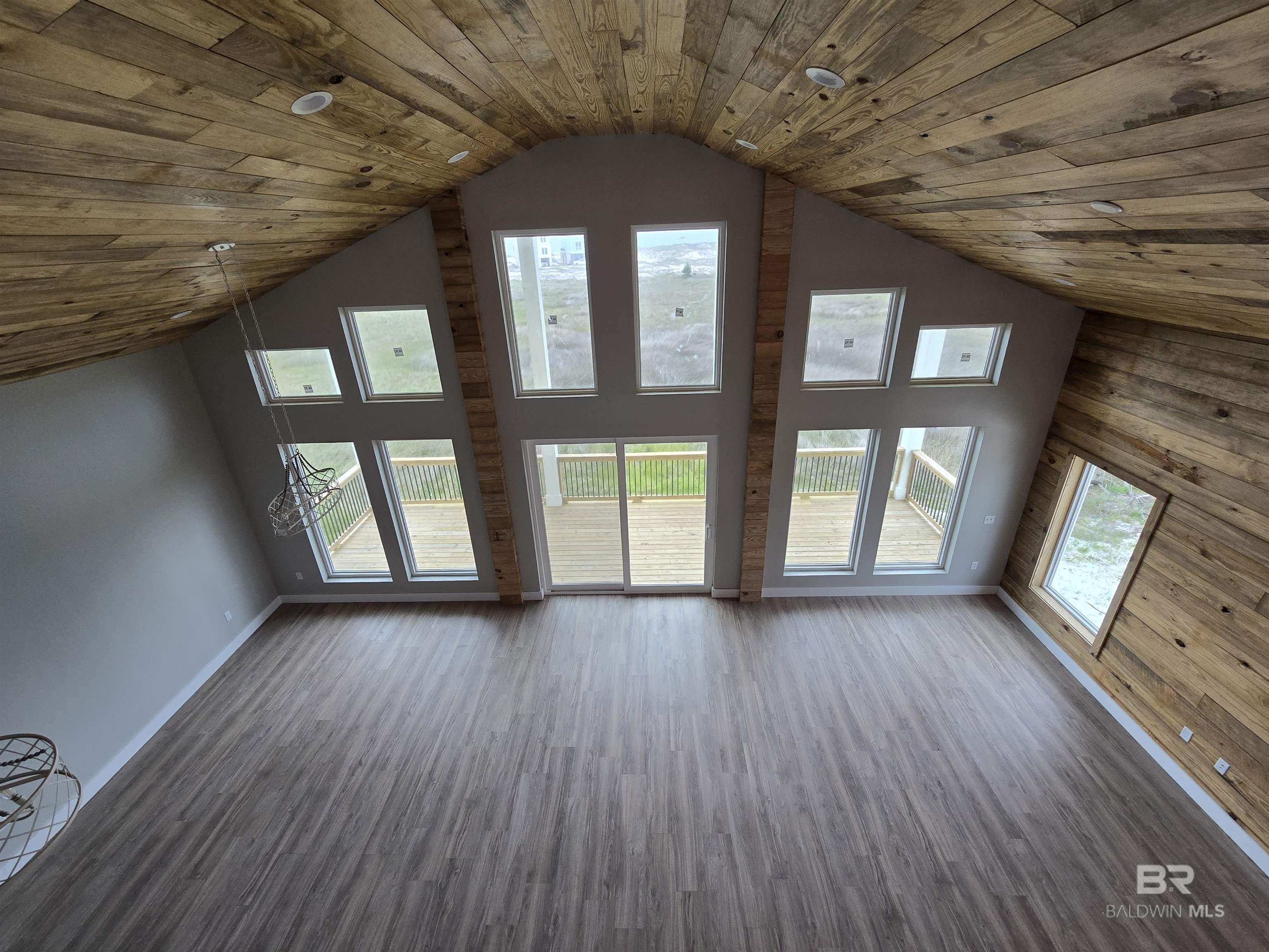 https://zimg.paragon.ice.com/ParagonImages/Property/PG/BCAR/396256/35/0/0/7040c2c821f76afea63a78578bd93ef5/7/cb7fa451cd795845d834941823b3e566/396256-835b1391-0c7a-4067-b8d3-d18b74ce3bec.JPG