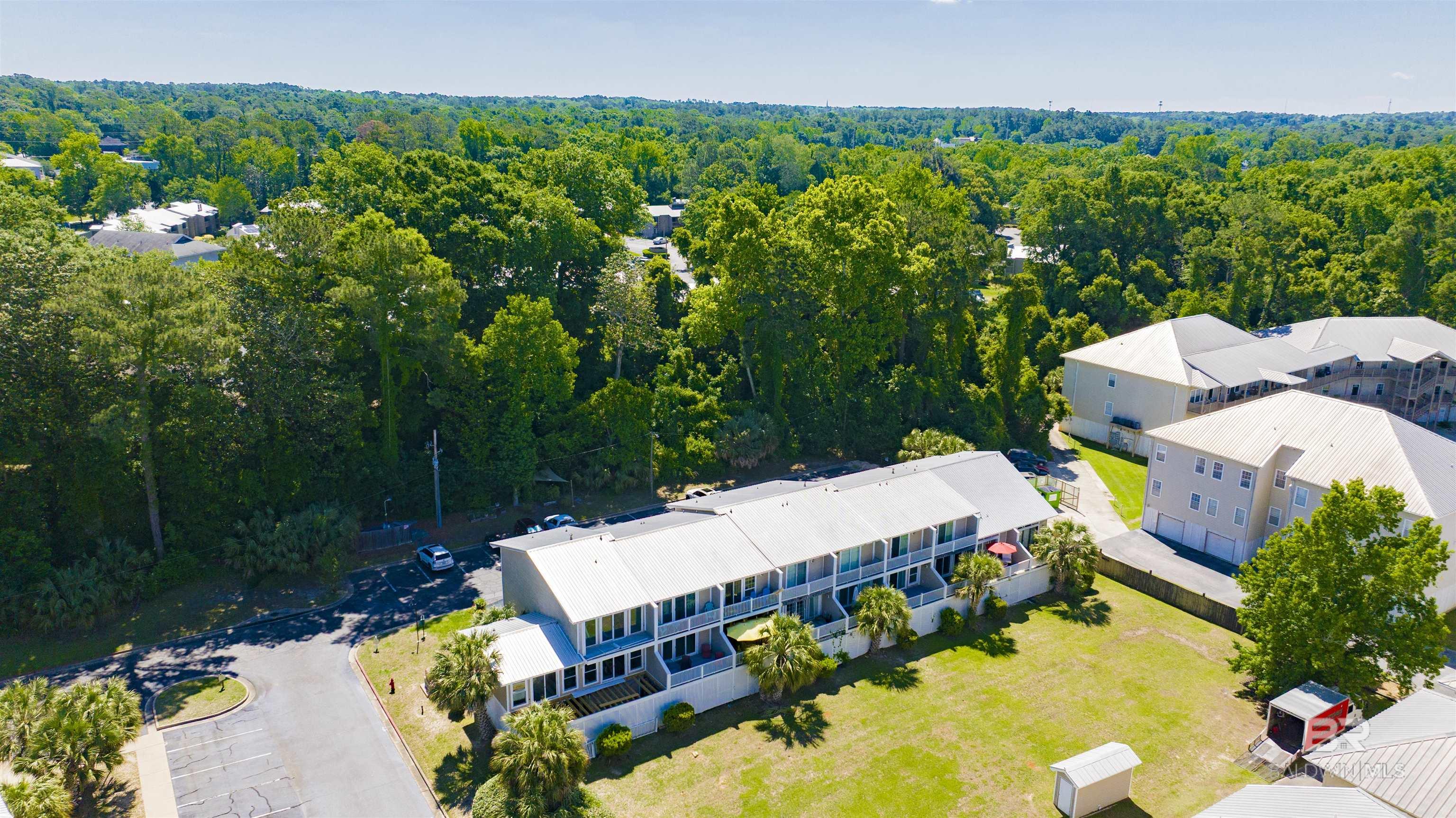 https://zimg.paragon.ice.com/ParagonImages/Property/PG/BCAR/396259/32/0/0/cd6d6857af7228753a69555a063dfdde/7/d7a44e88a98daa47736a3f42f88b4f35/396259-5872da88-9efd-4088-914c-5dd41d60f009.JPG