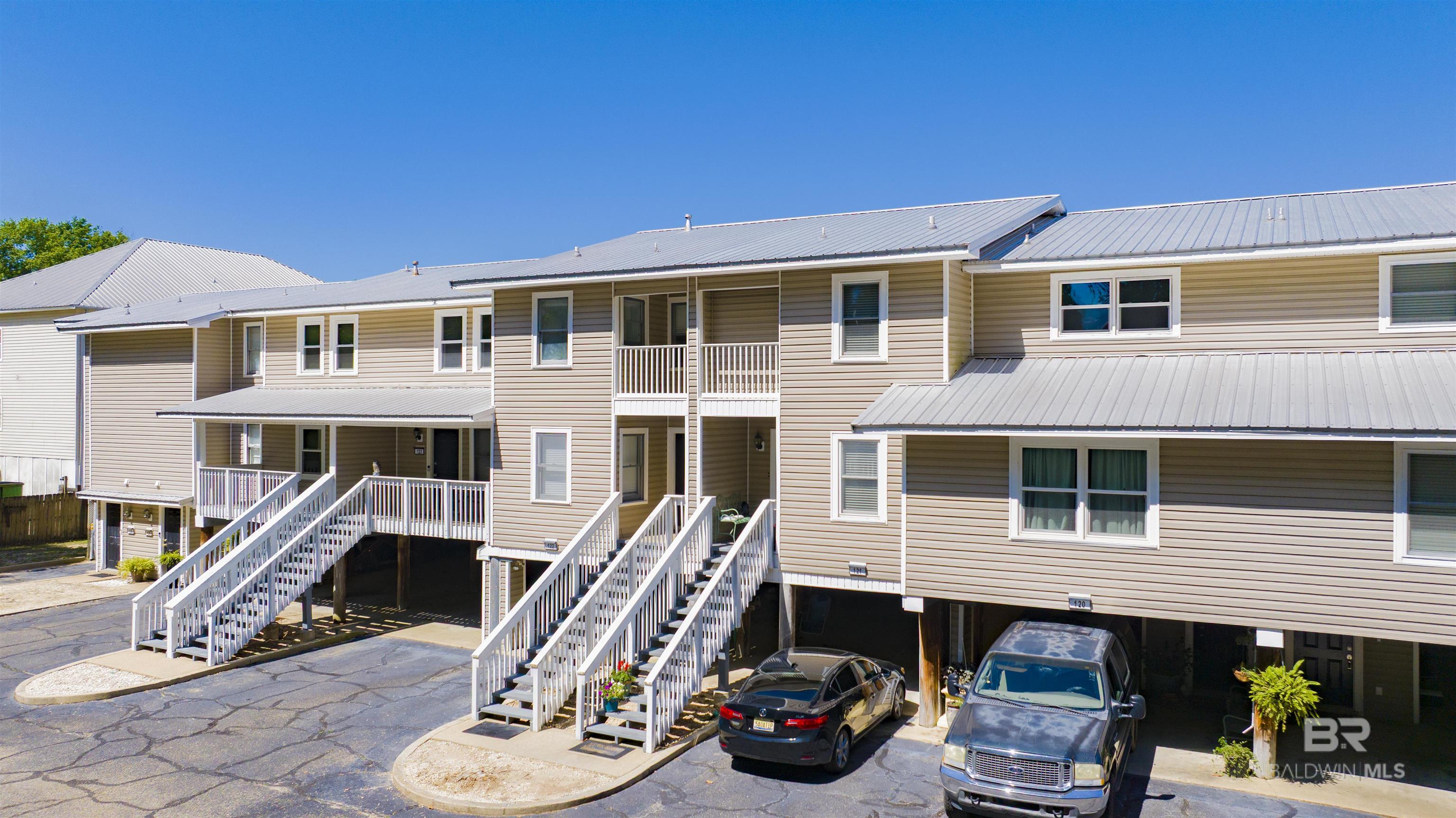 https://zimg.paragon.ice.com/ParagonImages/Property/PG/BCAR/396259/35/0/0/c4f53ccfe1316eca7460722f14f30faa/7/d7a44e88a98daa47736a3f42f88b4f35/396259-5a0e5032-1452-4897-b3f6-dc5395424c54.JPG