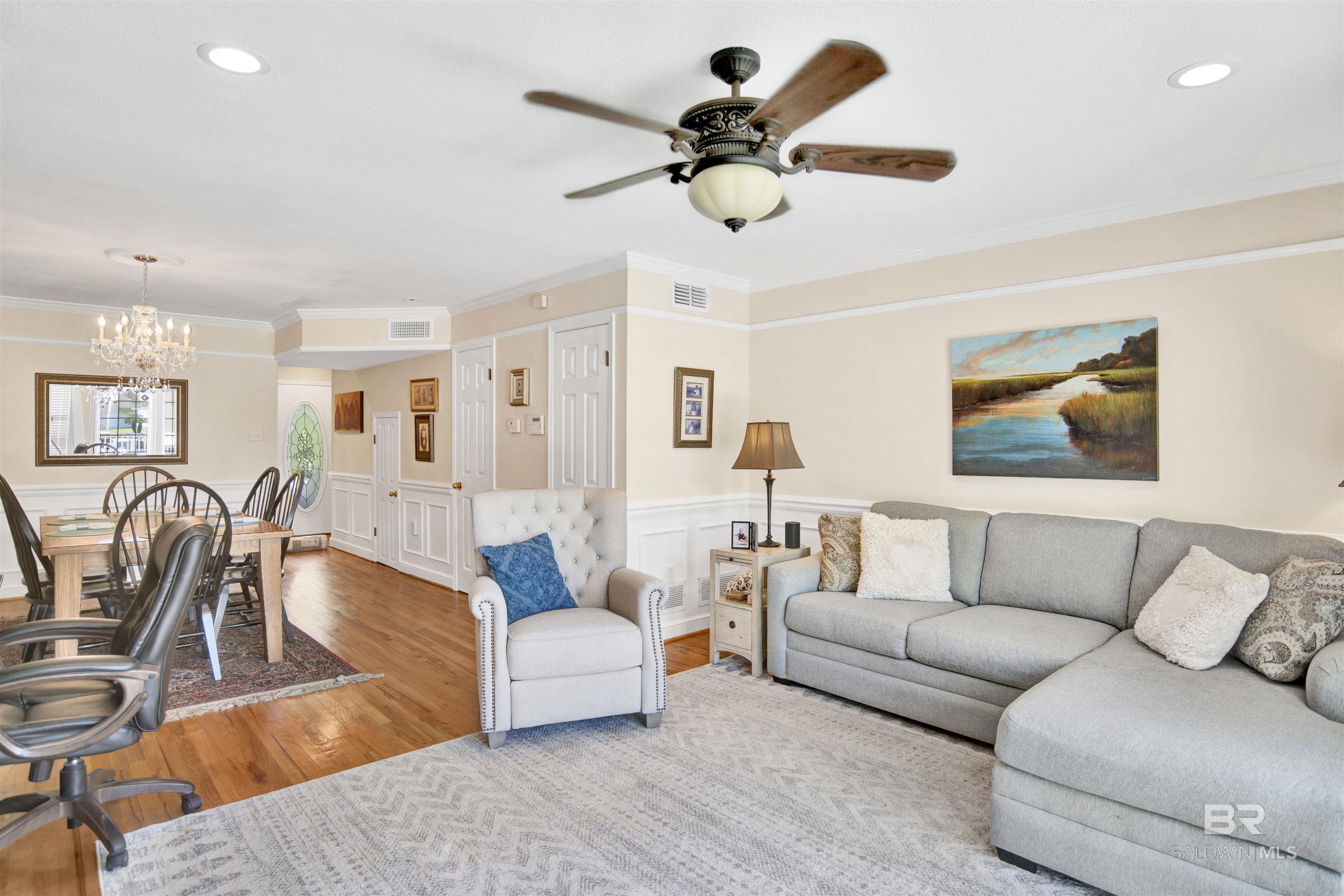https://zimg.paragon.ice.com/ParagonImages/Property/PG/BCAR/396259/5/0/0/5d604e7e86d0cfe67af327cefadf3d6c/7/d7a44e88a98daa47736a3f42f88b4f35/396259-e30af792-3d77-4070-b72c-a08d55140e4b.JPG