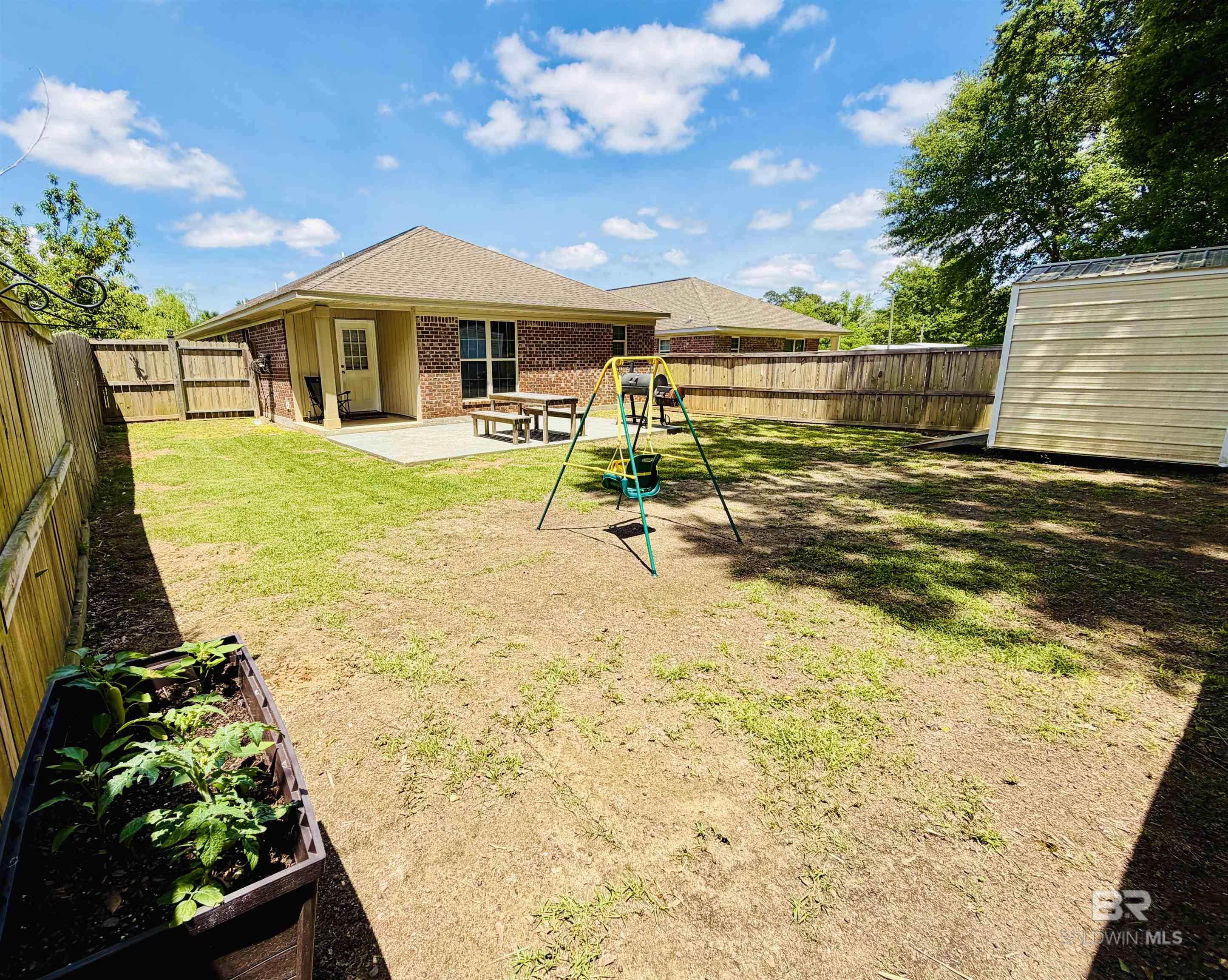 https://zimg.paragon.ice.com/ParagonImages/Property/PG/BCAR/396263/26/0/0/16515c7b4f2ddd6b0704fb9daac90646/7/c8e2fb6776ca5ace046d8609c3e81c00/396263-aaa4de17-c340-468a-9d3f-f44fed2539b5.JPG