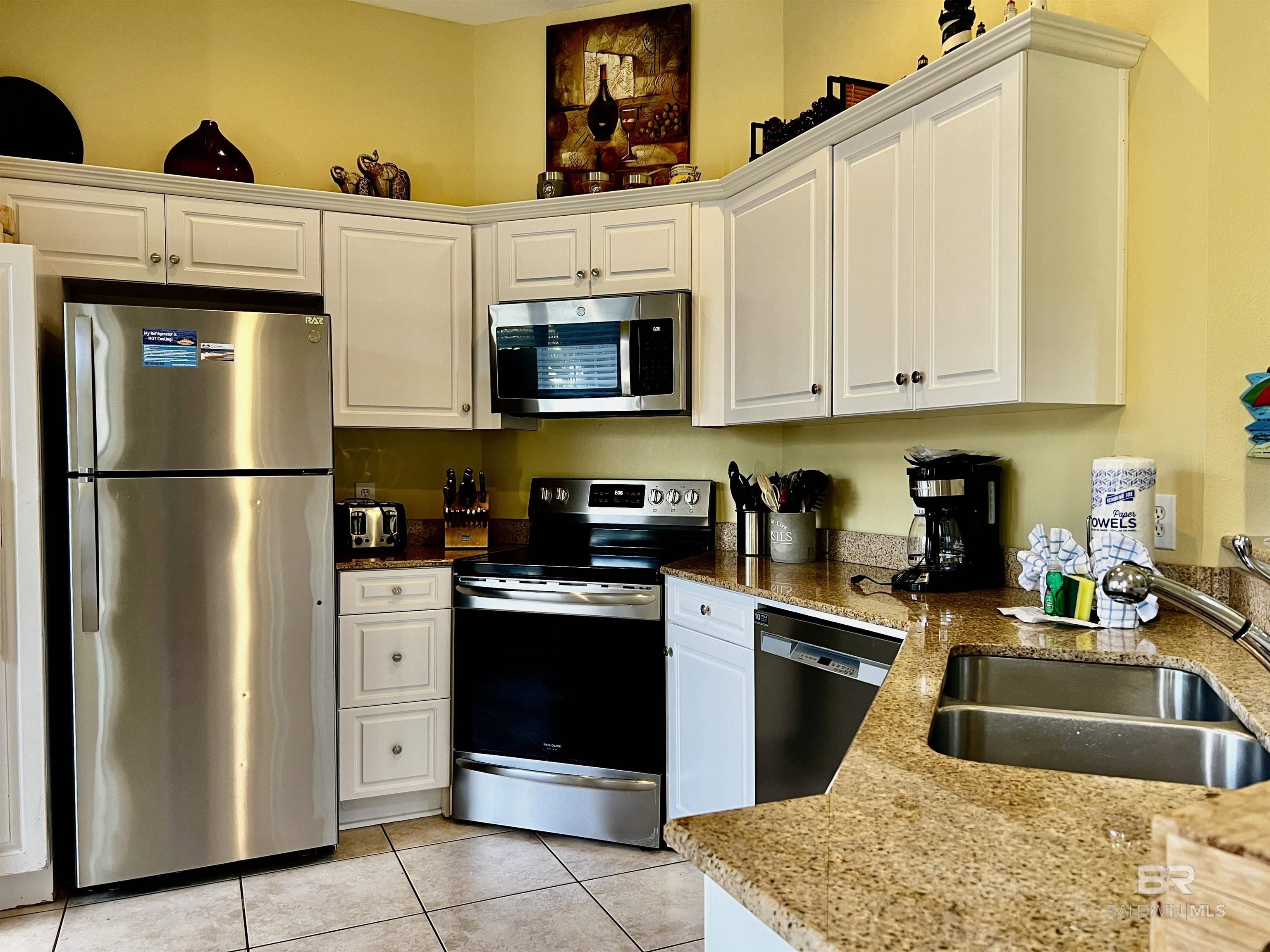 https://zimg.paragon.ice.com/ParagonImages/Property/PG/BCAR/396268/12/0/0/4bfa673f3040e31850682a45d939b36e/7/b7afdc149fa039d60cd29d55af2479c1/396268-51b88753-49cd-4cd4-a593-66fd8796e6ea.JPG