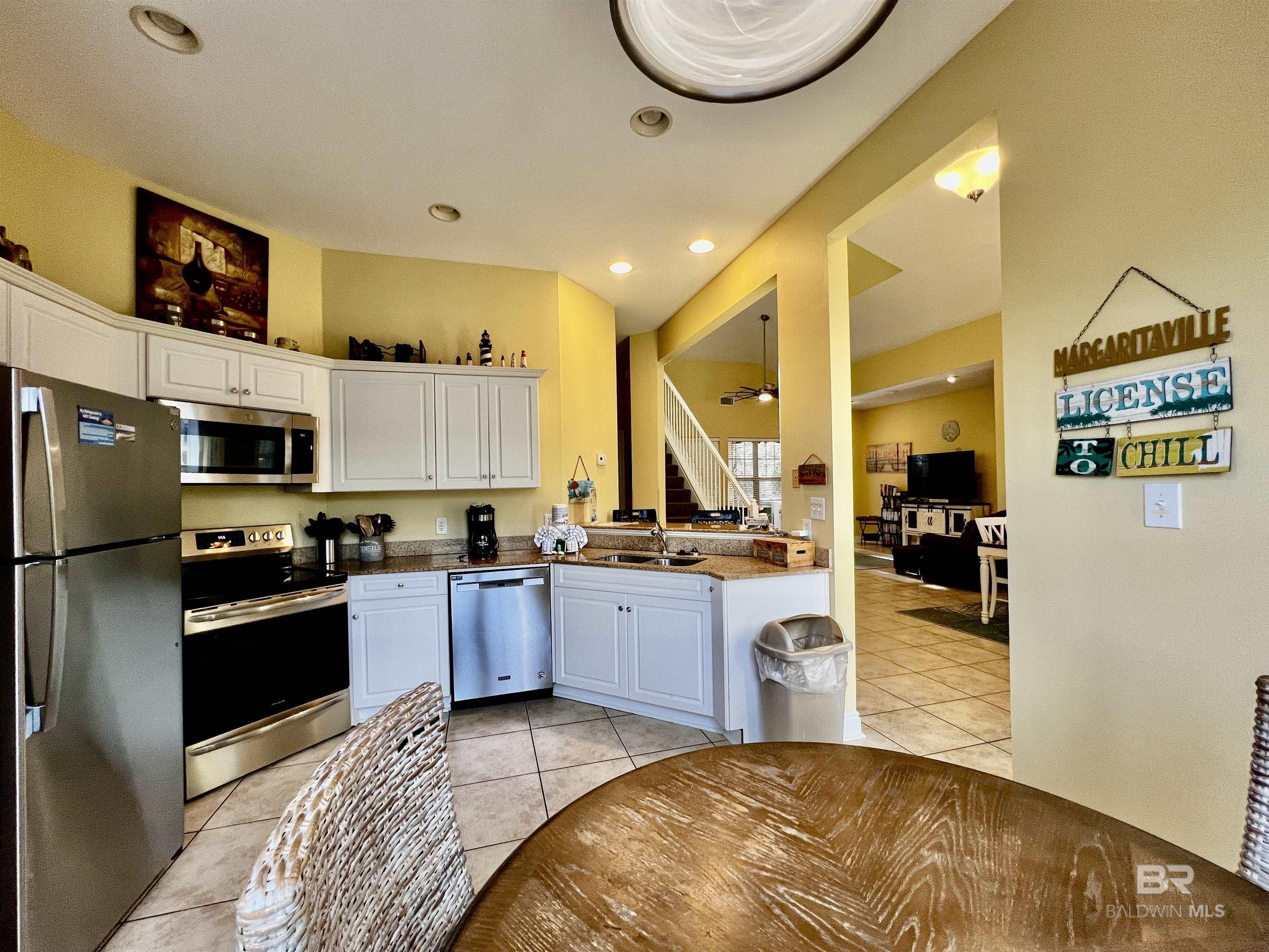 https://zimg.paragon.ice.com/ParagonImages/Property/PG/BCAR/396268/14/0/0/4d428a443f9316b258bdd8b2b8692f1f/7/b7afdc149fa039d60cd29d55af2479c1/396268-bcab5e52-d696-40e3-bceb-0cd3001bfb4c.JPG