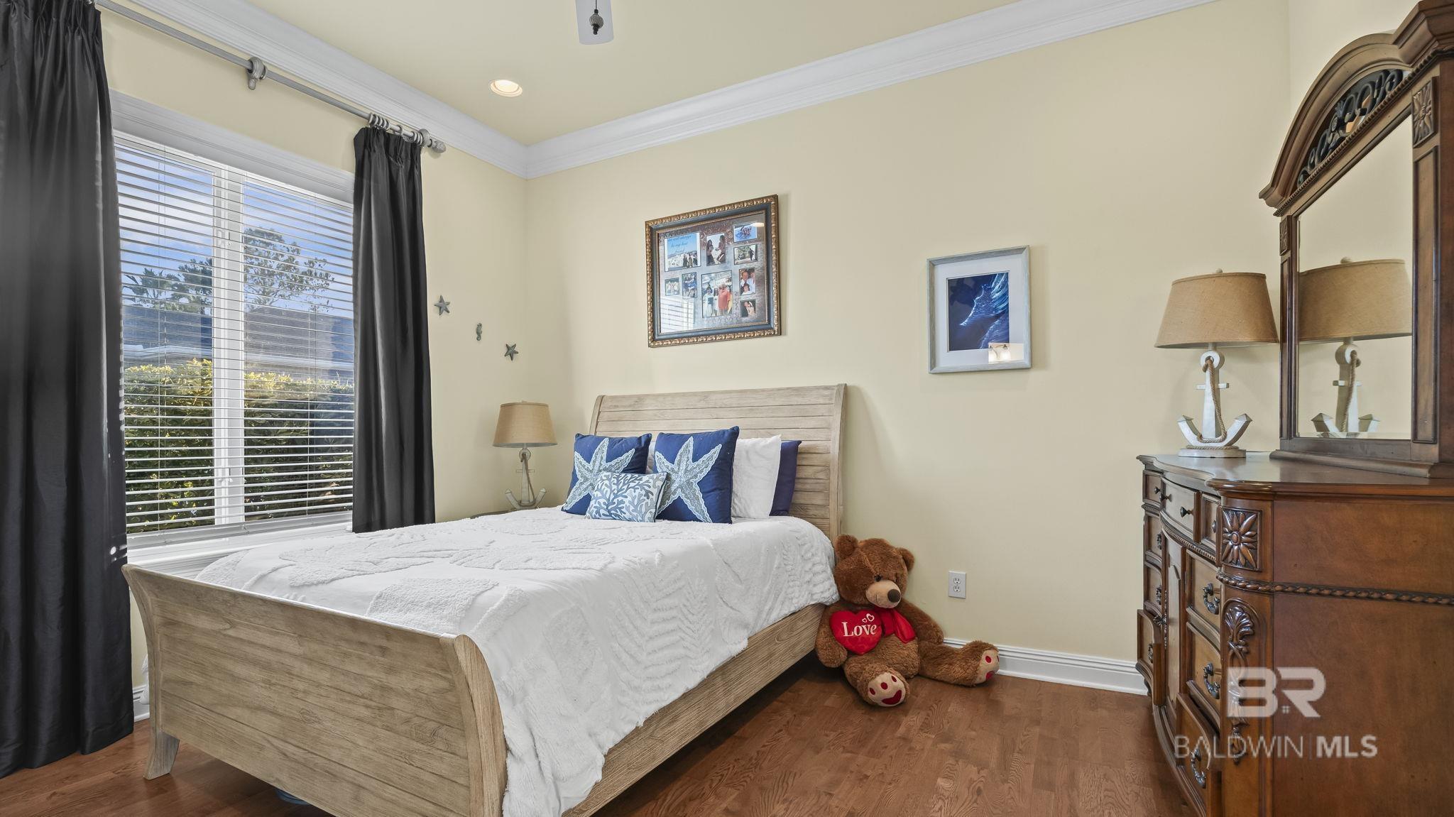 https://zimg.paragon.ice.com/ParagonImages/Property/PG/BCAR/396284/35/0/0/4fed5b044ffafe7e2484bb0c8ff7c82e/7/a3674b840b7f93576aff2b48a14629b9/396284-38bb90f4-aad6-4a32-9d93-f303c908cc3c.JPG