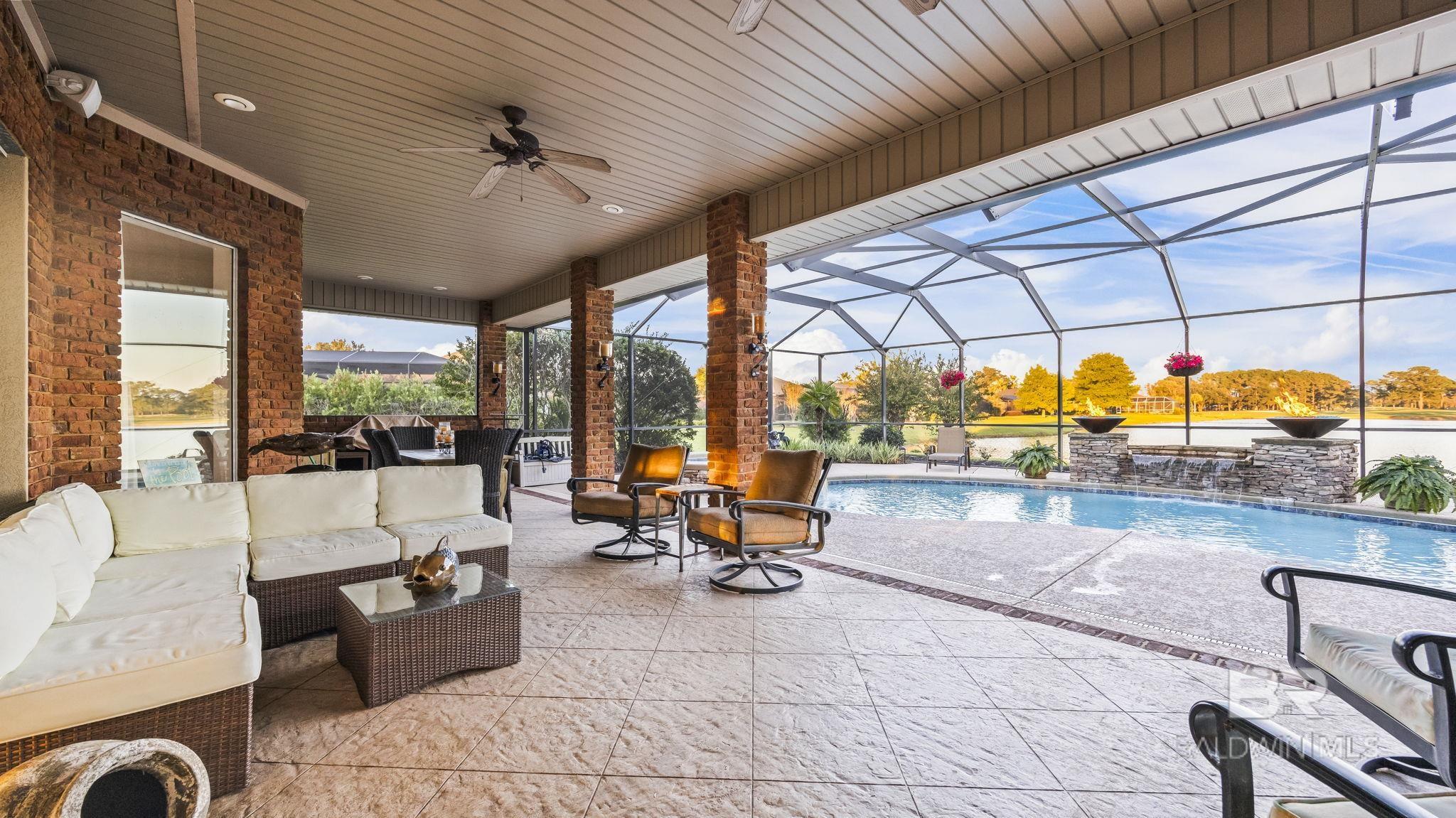 https://zimg.paragon.ice.com/ParagonImages/Property/PG/BCAR/396284/43/0/0/a152eb2e8d4c2a57d4d112f8e8d5c67f/7/a3674b840b7f93576aff2b48a14629b9/396284-ca7d6ebc-c9a0-4193-aea9-fb3dc85e190e.JPG