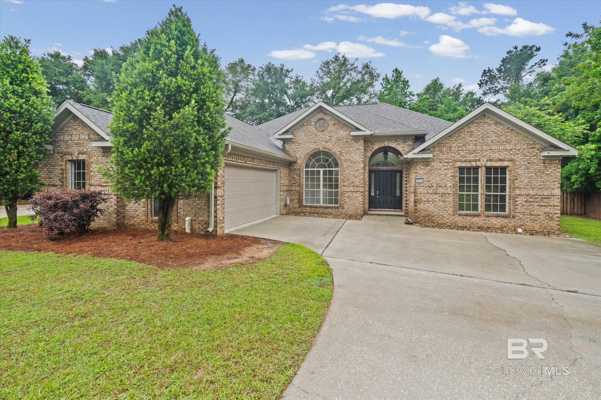 https://zimg.paragon.ice.com/ParagonImages/Property/PG/BCAR/396285/1/0/0/20f6c54e7e8dc355955786cda0093c55/7/9a097055131ebd882fd6b419052d1e61/396285-4e9bac71-625e-4376-a512-9e879a5f20af.JPG