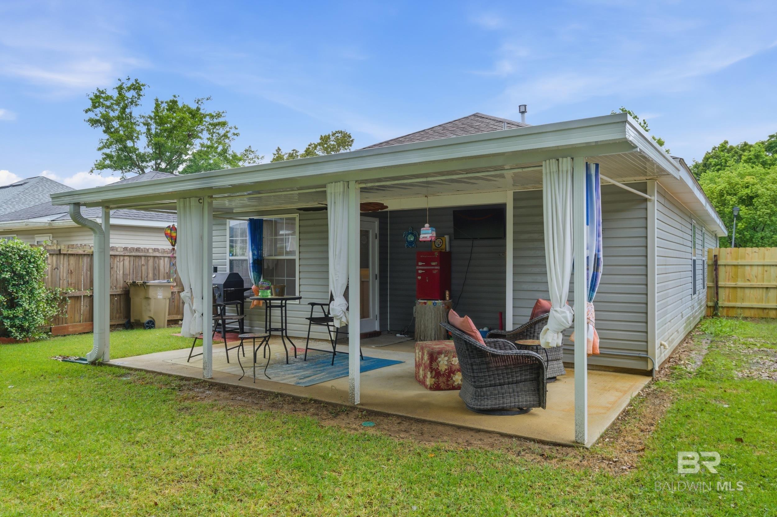 https://zimg.paragon.ice.com/ParagonImages/Property/PG/BCAR/396290/14/0/0/b215a51c76e59cff954907b16db03b82/7/37d8bed17de12bf512a06bbb32e87048/396290-1d56da06-b779-4e25-8c45-541606bae43a.JPG