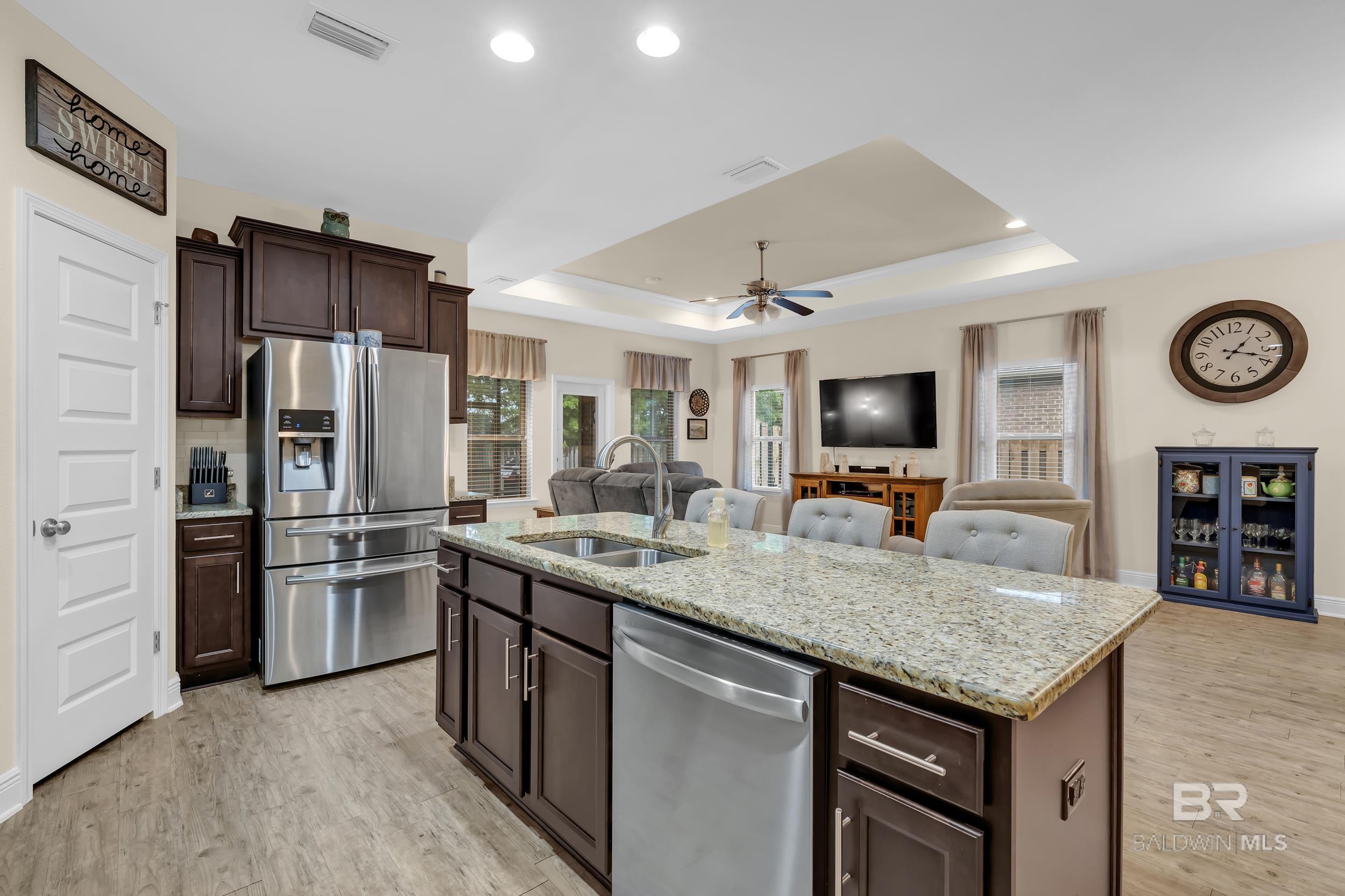 https://zimg.paragon.ice.com/ParagonImages/Property/PG/BCAR/396291/11/0/0/7aca494ff5236eb2949d79d6ee826b66/7/61f69ceee5f0c7f43ba2b4a12cf8bdf3/396291-61925045-49a4-4217-a6b1-9bf5edf54fa0.JPG