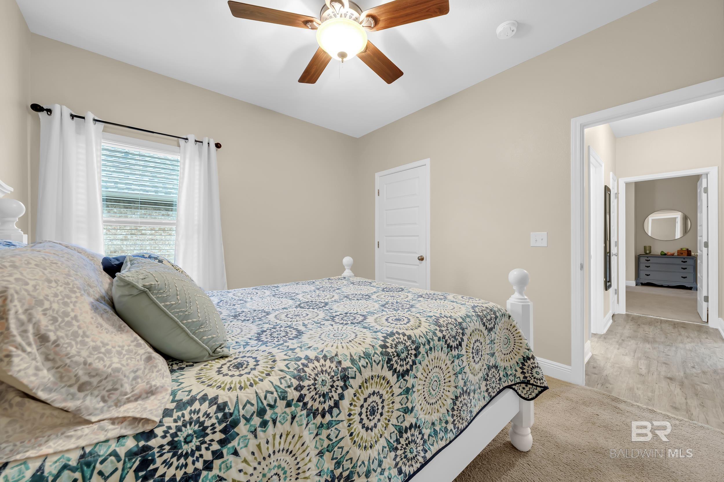 https://zimg.paragon.ice.com/ParagonImages/Property/PG/BCAR/396291/28/0/0/86d20e0e8b791ca34f260e8cdc352911/7/61f69ceee5f0c7f43ba2b4a12cf8bdf3/396291-5720aadd-9ef0-4d20-b254-cff830ee0f0c.JPG