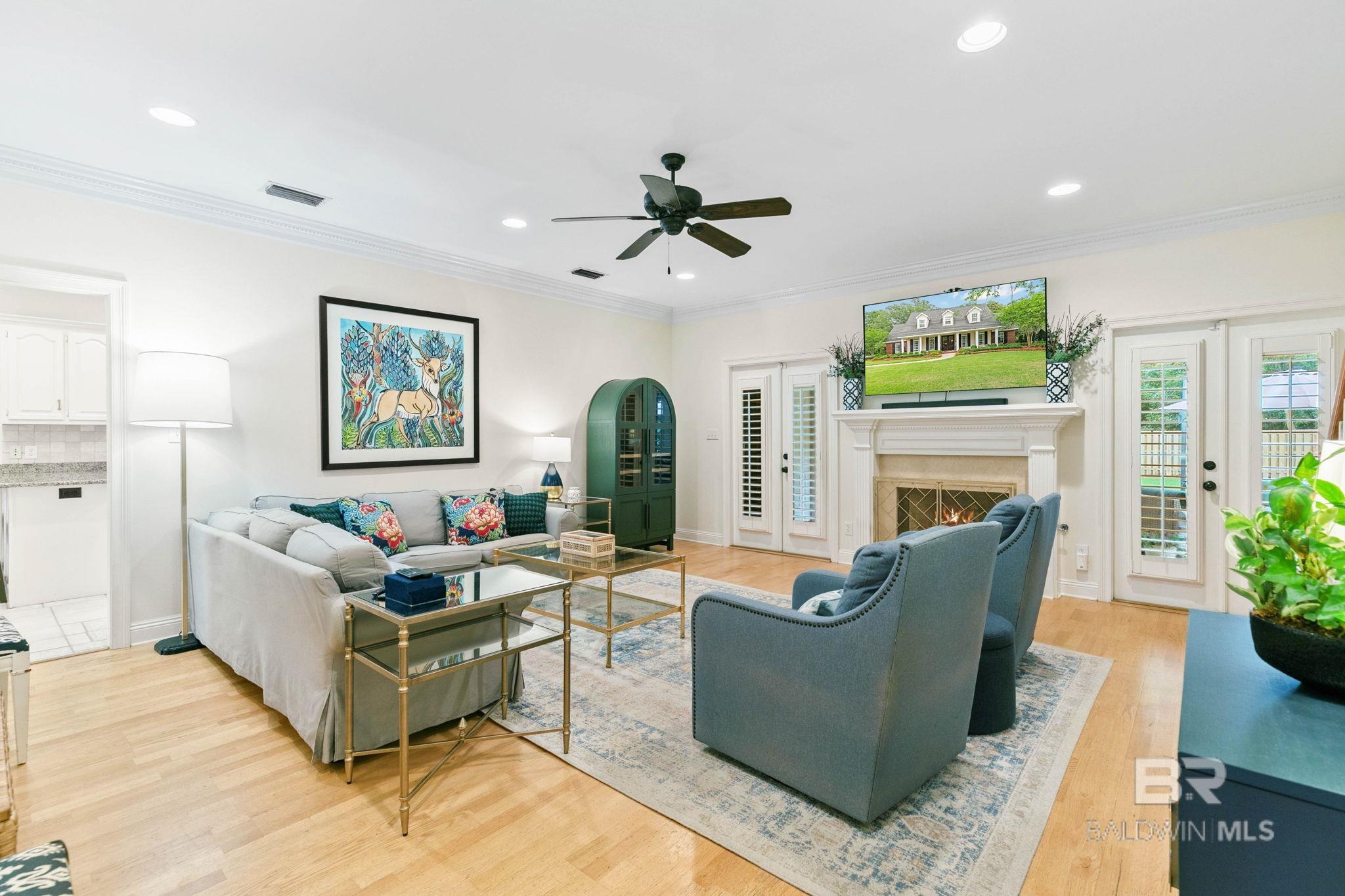 https://zimg.paragon.ice.com/ParagonImages/Property/PG/BCAR/396316/18/0/0/a62d3f41ddd3d4fa50e6e0fa1d825789/7/53faa763ba136af375bcf3e5b1e32b97/396316-15b8de30-928f-4e00-85a3-bd55e223dd74.JPG