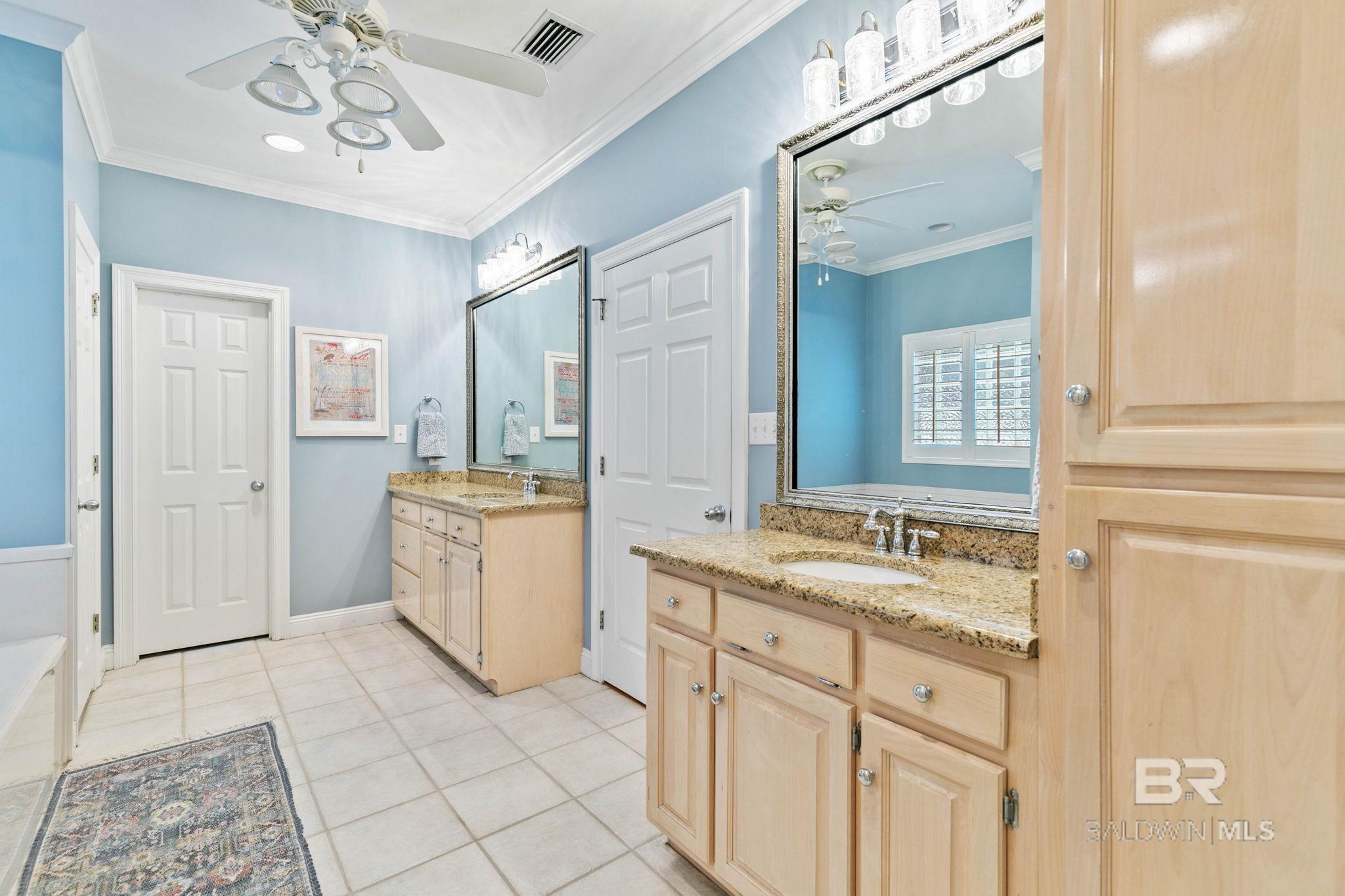 https://zimg.paragon.ice.com/ParagonImages/Property/PG/BCAR/396316/29/0/0/c85bed3d9a8d133a0aefb88de05b88ec/7/53faa763ba136af375bcf3e5b1e32b97/396316-69af0f41-3b78-4b6d-9b26-aef711d37fcf.JPG