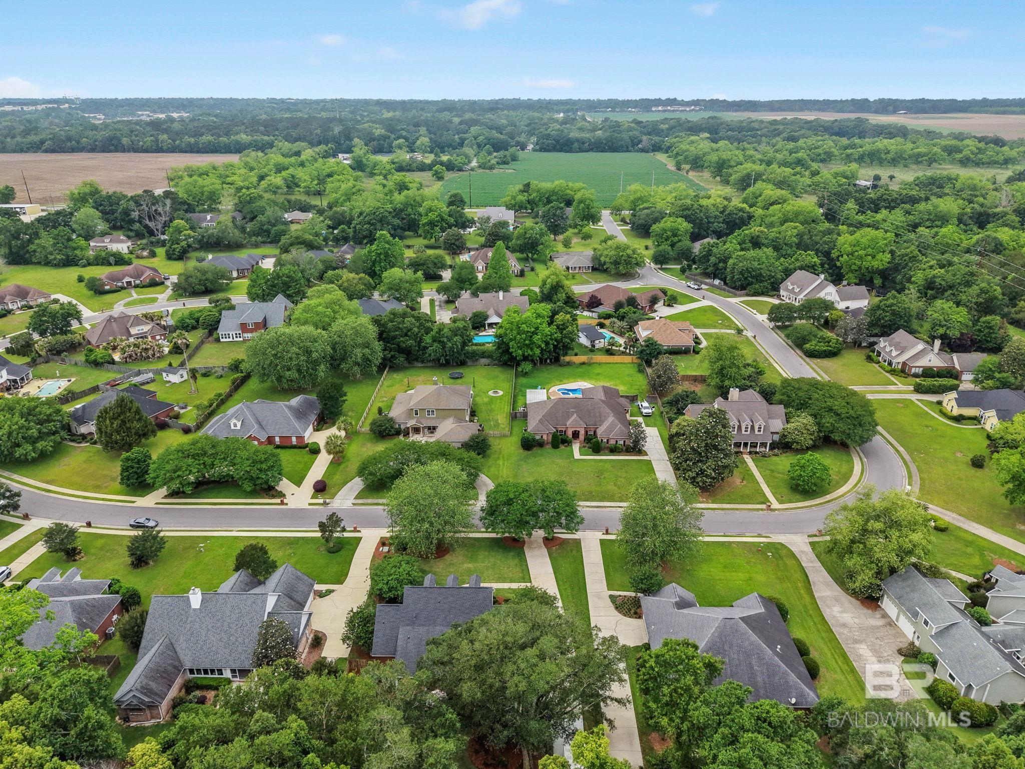 https://zimg.paragon.ice.com/ParagonImages/Property/PG/BCAR/396316/47/0/0/8fc866e1d13aa075f1736b240bc83813/7/53faa763ba136af375bcf3e5b1e32b97/396316-989a6e37-0ba2-4b3d-936e-a6fab46ebe4b.JPG