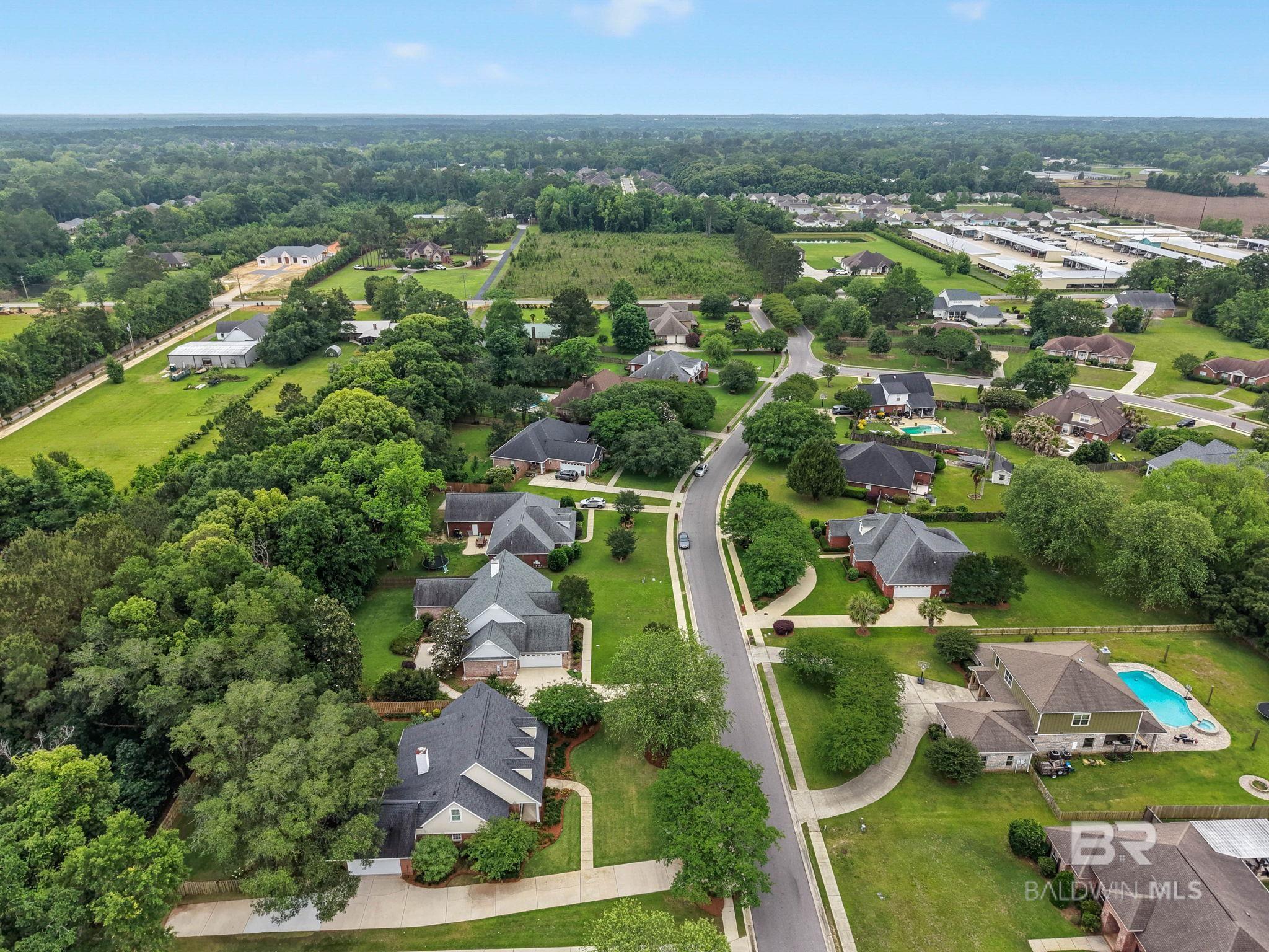 https://zimg.paragon.ice.com/ParagonImages/Property/PG/BCAR/396316/49/0/0/2606d21014b8ff83c8e2a0cfc798a372/7/53faa763ba136af375bcf3e5b1e32b97/396316-430239a4-fc22-4efd-a82c-0992579594df.JPG