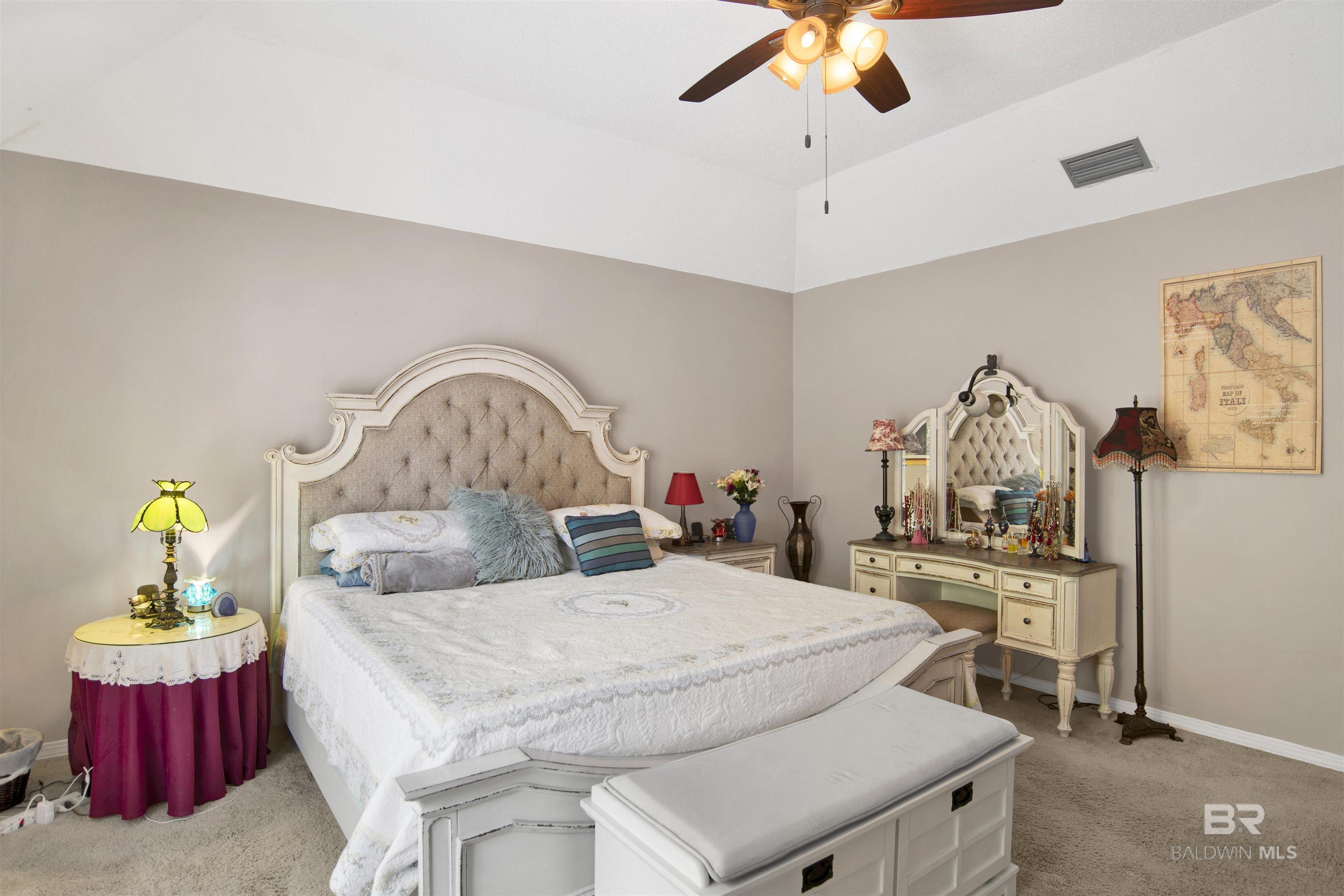 https://zimg.paragon.ice.com/ParagonImages/Property/PG/BCAR/396321/19/0/0/60acd11e6fa48348a616e00789872e6f/7/be0499e47791b4cec311fb7bbabf9795/396321-bd1117fe-0ac1-4270-ac31-84af1f4ab336.JPG