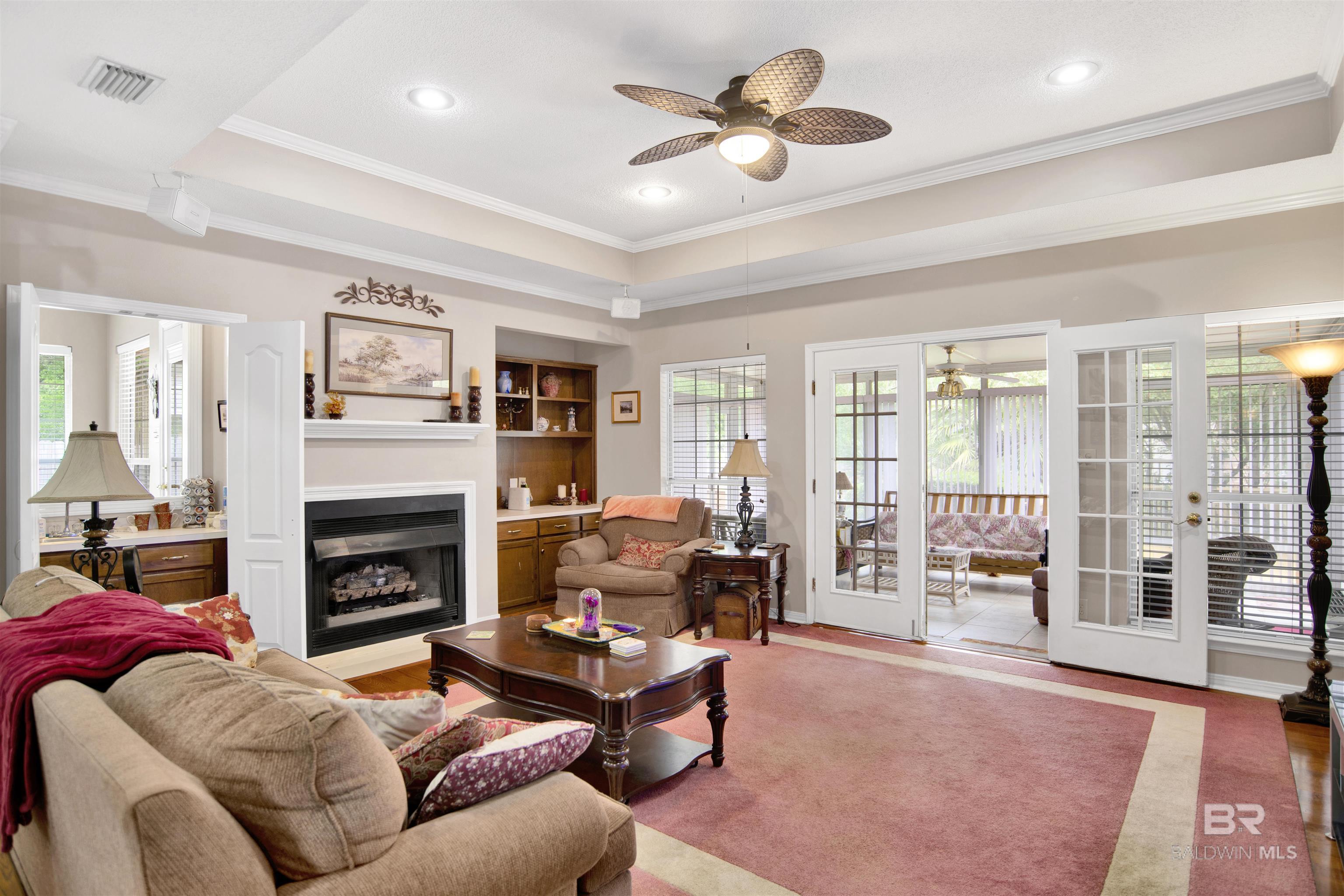 https://zimg.paragon.ice.com/ParagonImages/Property/PG/BCAR/396321/8/0/0/b7a9a0eb1c6d2a506dcb3e12b3738348/7/be0499e47791b4cec311fb7bbabf9795/396321-31566c55-e976-419d-9a89-e6dfa9102a14.JPG