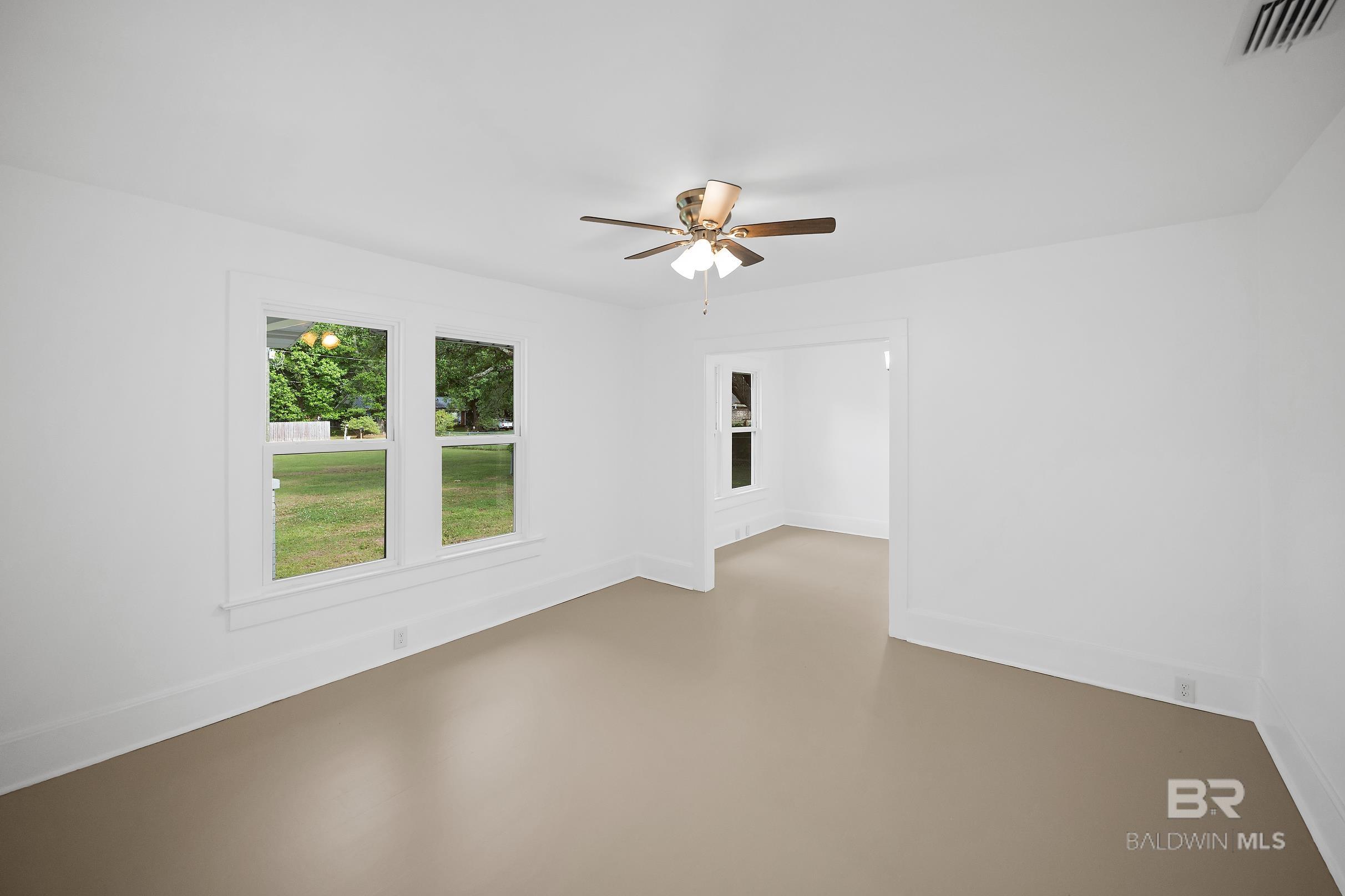 396409 | Photo 11