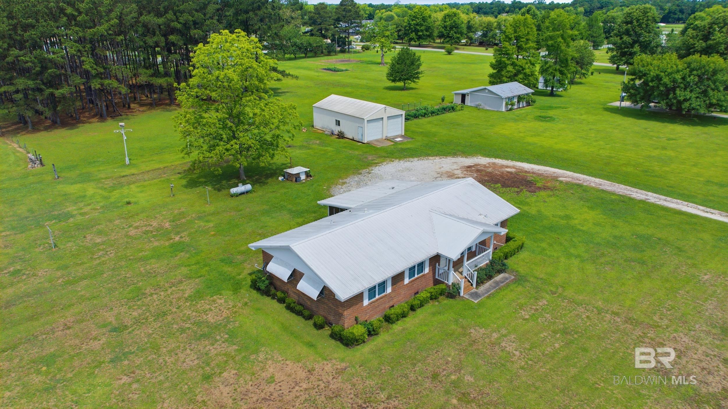https://zimg.paragon.ice.com/ParagonImages/Property/PG/BCAR/396444/36/0/0/fadf80df44ac65efd3d2f4af7f894759/7/d9188959bb0825d87636ad7e3d891533/396444-4891a2a8-dc3f-44cd-bad4-19f9a4cae26c.JPG