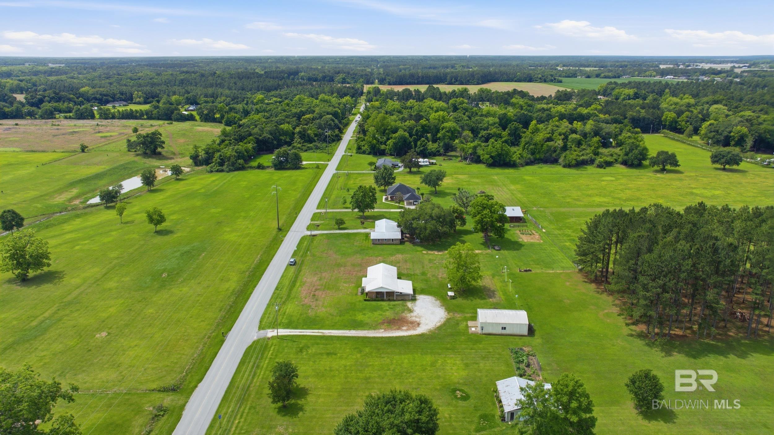 https://zimg.paragon.ice.com/ParagonImages/Property/PG/BCAR/396444/42/0/0/579e6bbad1a210eec9d77dafd68bf550/7/d9188959bb0825d87636ad7e3d891533/396444-70470809-b17a-4306-9b92-a705af31d119.JPG