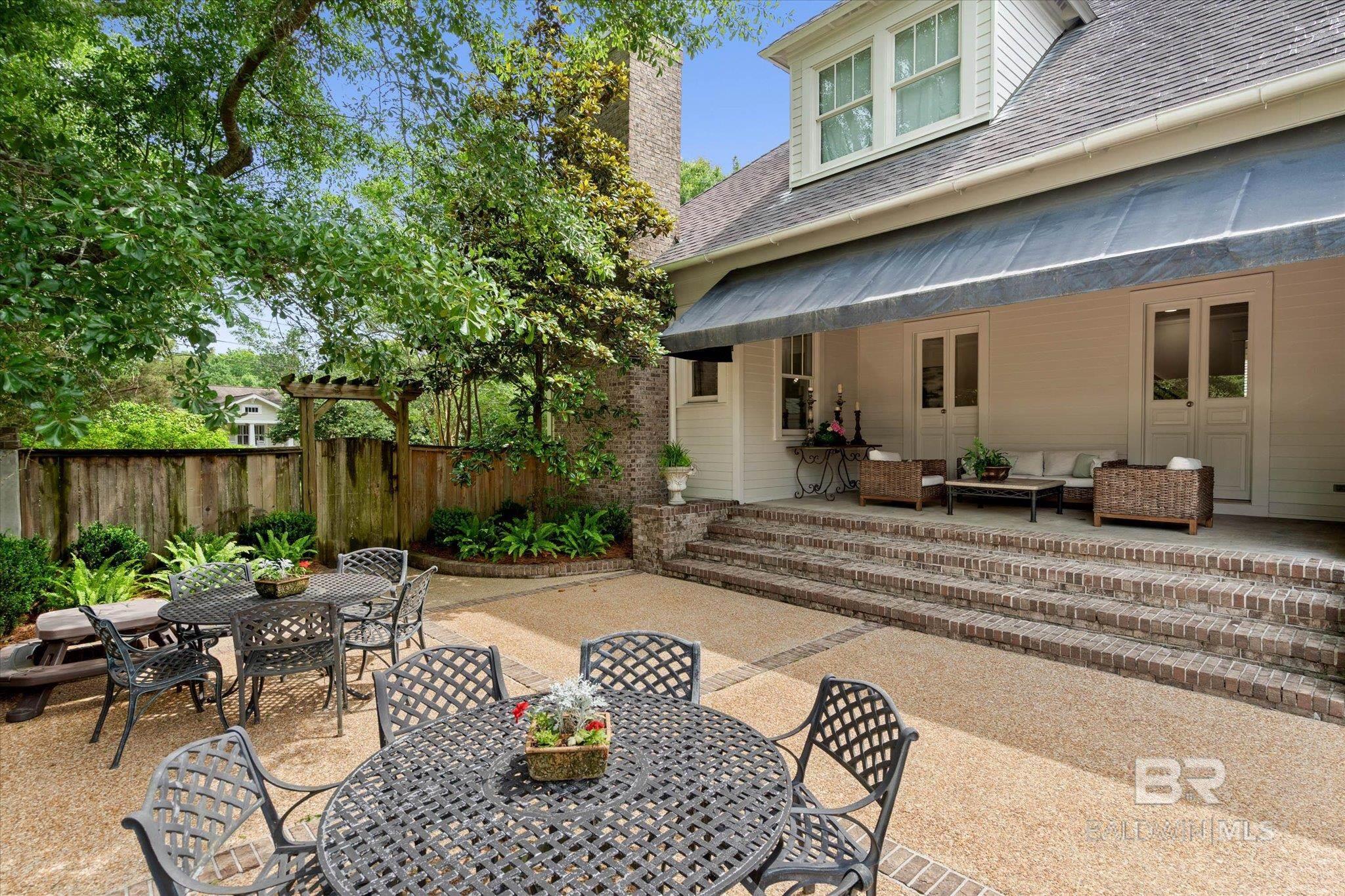 https://zimg.paragon.ice.com/ParagonImages/Property/PG/BCAR/396447/28/0/0/07b5904202ba1ac1936a73b0106e4e44/7/1e437d0074c33b10074748715cf584c3/396447-2e58d241-508d-4684-a397-6f73585e5cd2.JPG