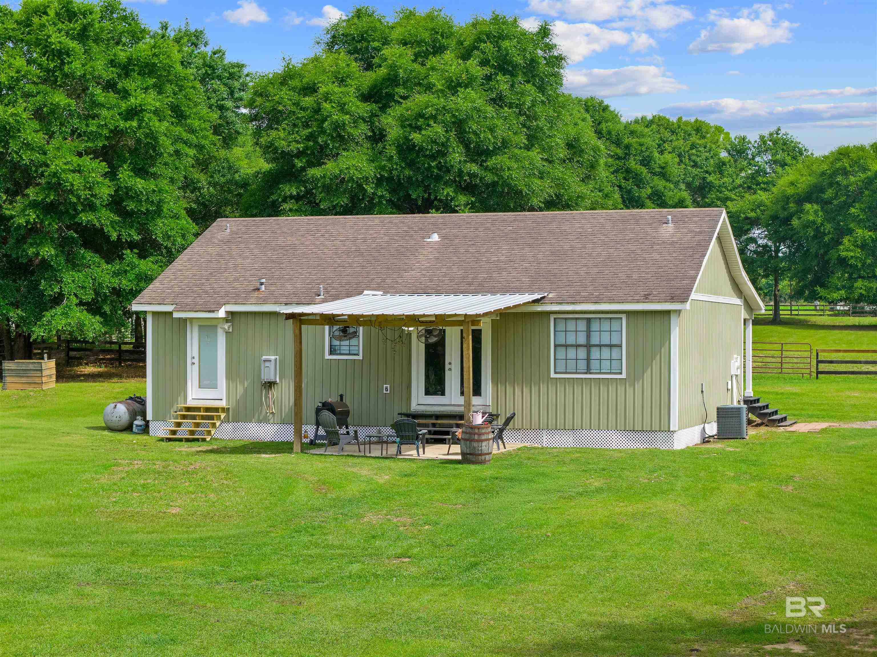 https://zimg.paragon.ice.com/ParagonImages/Property/PG/BCAR/396449/25/0/0/42ec8ebec9a02d94c71dadee7356db4a/7/c7ad5332e110620ae76fe7b3be91f51a/396449-10dbc277-e418-49bf-910f-6b24b6cf40db.JPG