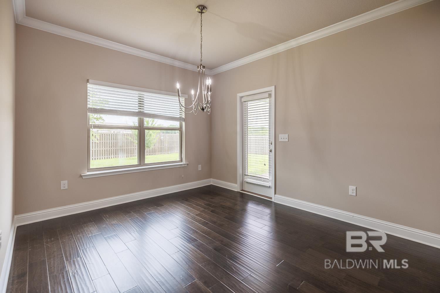 https://zimg.paragon.ice.com/ParagonImages/Property/PG/BCAR/396450/14/0/0/525ca7d0d819046819bf2d7e83932c91/7/16ec65db0a399d86181abf53c3201bfd/396450-337520a4-664e-4953-8754-7fc5816181b8.JPG
