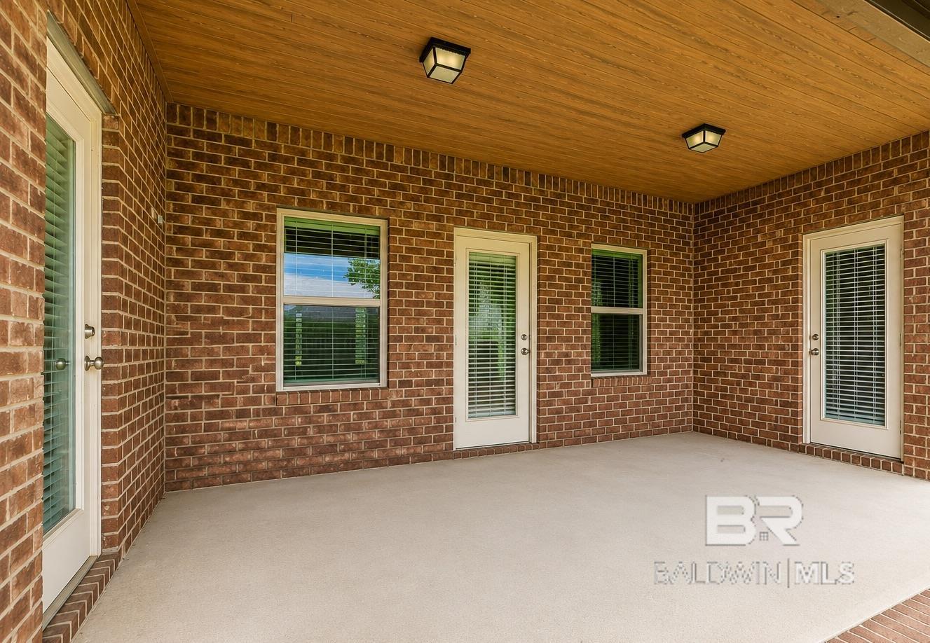 https://zimg.paragon.ice.com/ParagonImages/Property/PG/BCAR/396450/27/0/0/23be8e5b0644e47592b823883ceda856/7/16ec65db0a399d86181abf53c3201bfd/396450-3b9e517e-ab90-4cf9-89b2-3c877ed89ab4.JPG