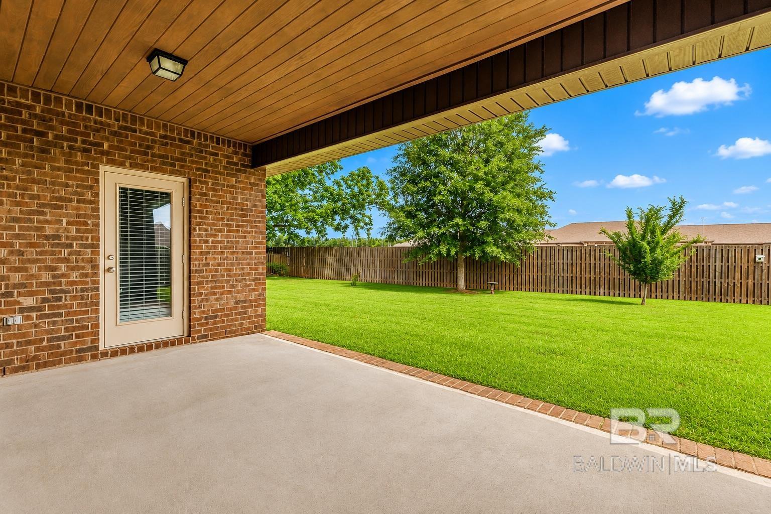 https://zimg.paragon.ice.com/ParagonImages/Property/PG/BCAR/396450/28/0/0/75d530955423178601e5929c6a5d07b5/7/16ec65db0a399d86181abf53c3201bfd/396450-577ef491-e607-4498-a61f-c541578765e5.JPG