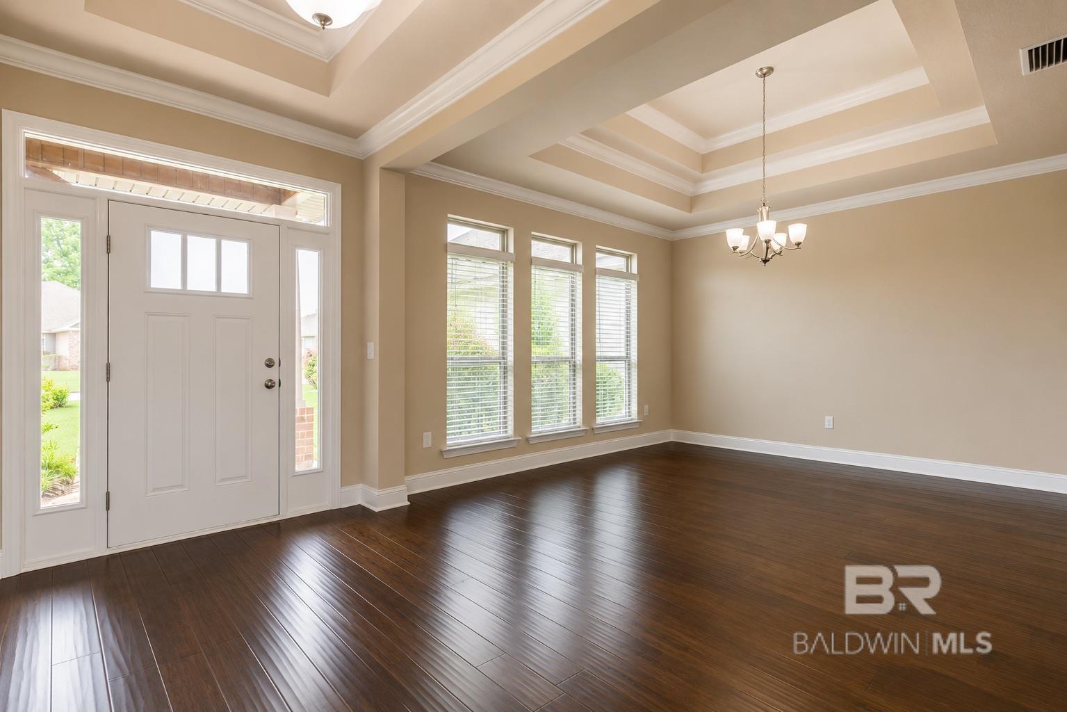https://zimg.paragon.ice.com/ParagonImages/Property/PG/BCAR/396450/4/0/0/5399a8dc219fb7a2ac5bd29fd5be38da/7/16ec65db0a399d86181abf53c3201bfd/396450-4de96371-b9d7-4d93-b535-3b537a8504f9.JPG