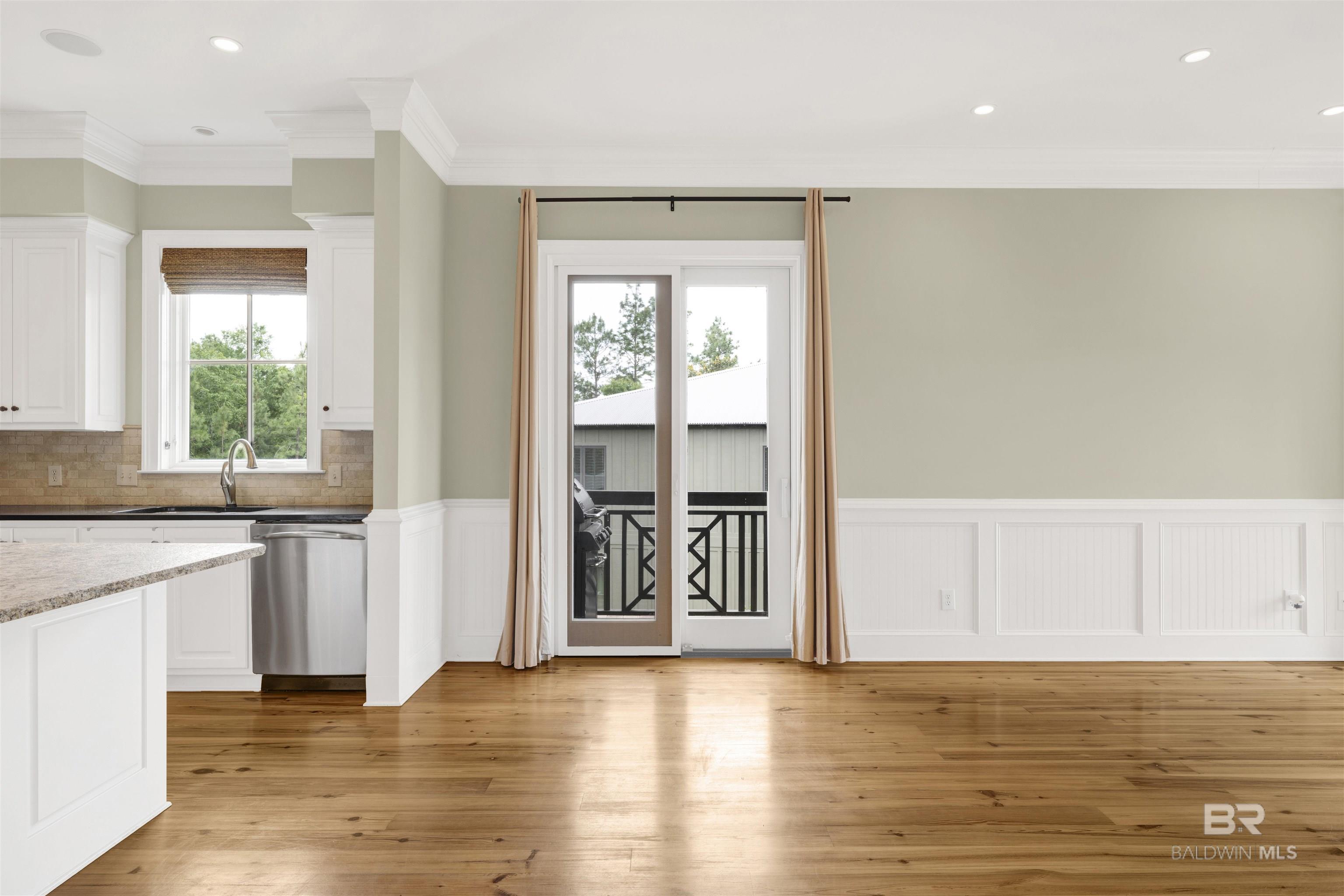 https://zimg.paragon.ice.com/ParagonImages/Property/PG/BCAR/396453/11/0/0/3918f6c86a6eb76879b47cad865dd982/7/0026a8b57bcfa8c3cddcd853762ef9de/396453-43d05093-2311-491d-bcee-a53ad5eab9b8.JPG