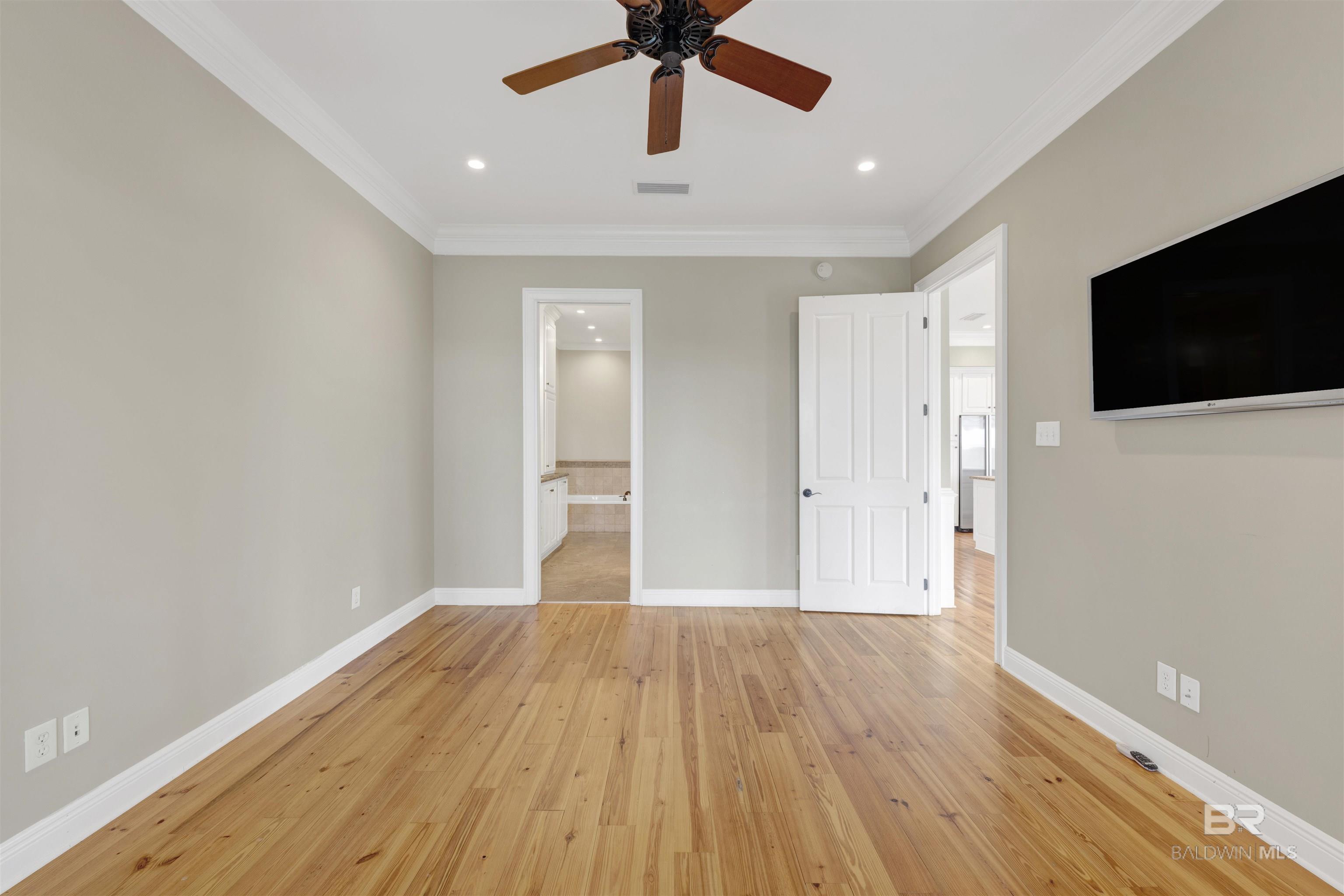 https://zimg.paragon.ice.com/ParagonImages/Property/PG/BCAR/396453/18/0/0/cdfd75e05ee3b96d43f1e63f09162f6f/7/0026a8b57bcfa8c3cddcd853762ef9de/396453-b04fe973-9014-4c38-aa6b-57f151c099c2.JPG
