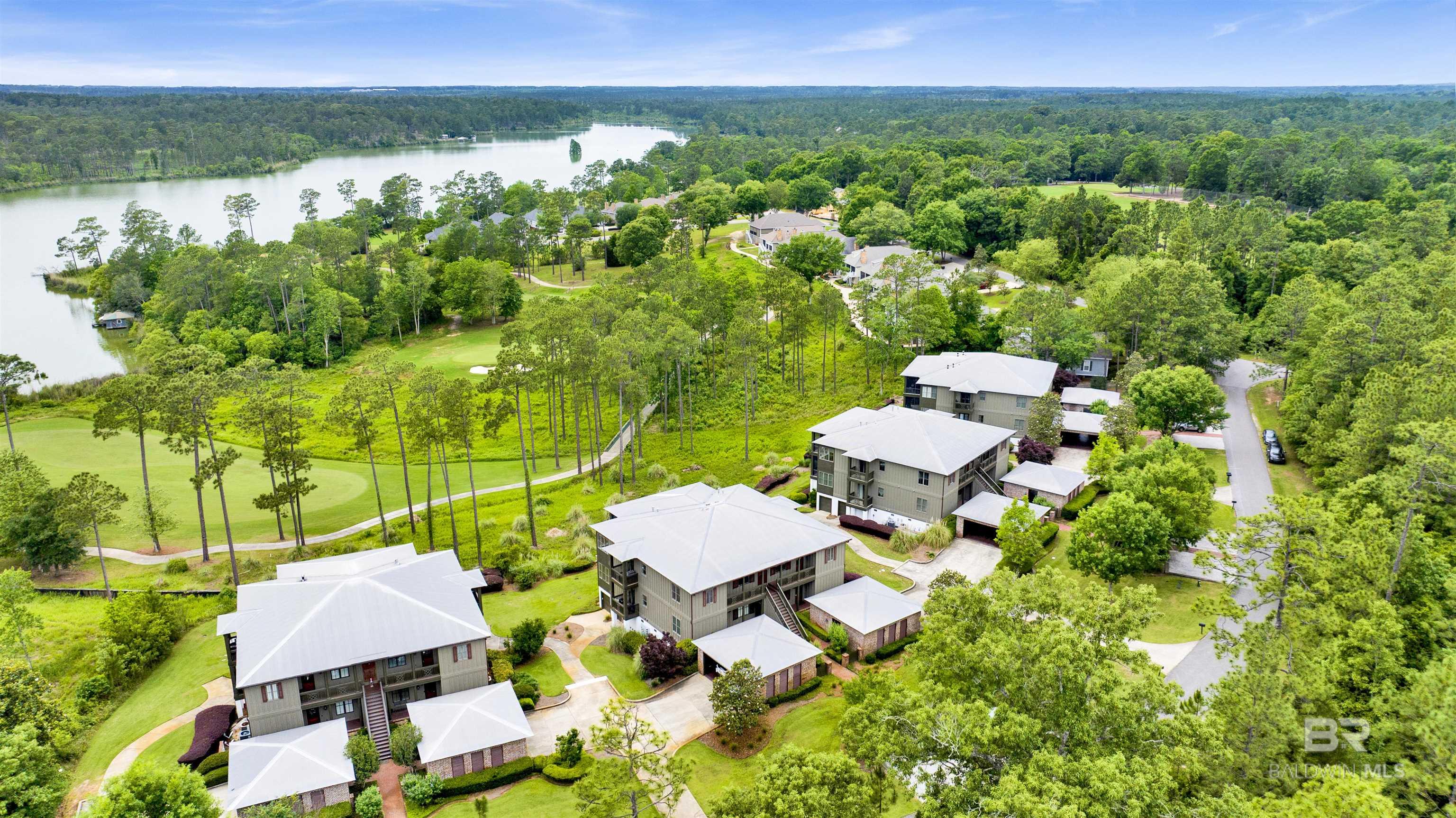 https://zimg.paragon.ice.com/ParagonImages/Property/PG/BCAR/396453/41/0/0/c395a56e05a08fb32715eba9148f5503/7/0026a8b57bcfa8c3cddcd853762ef9de/396453-6782f46f-b38c-4025-8b5b-24d16c499b9a.JPG