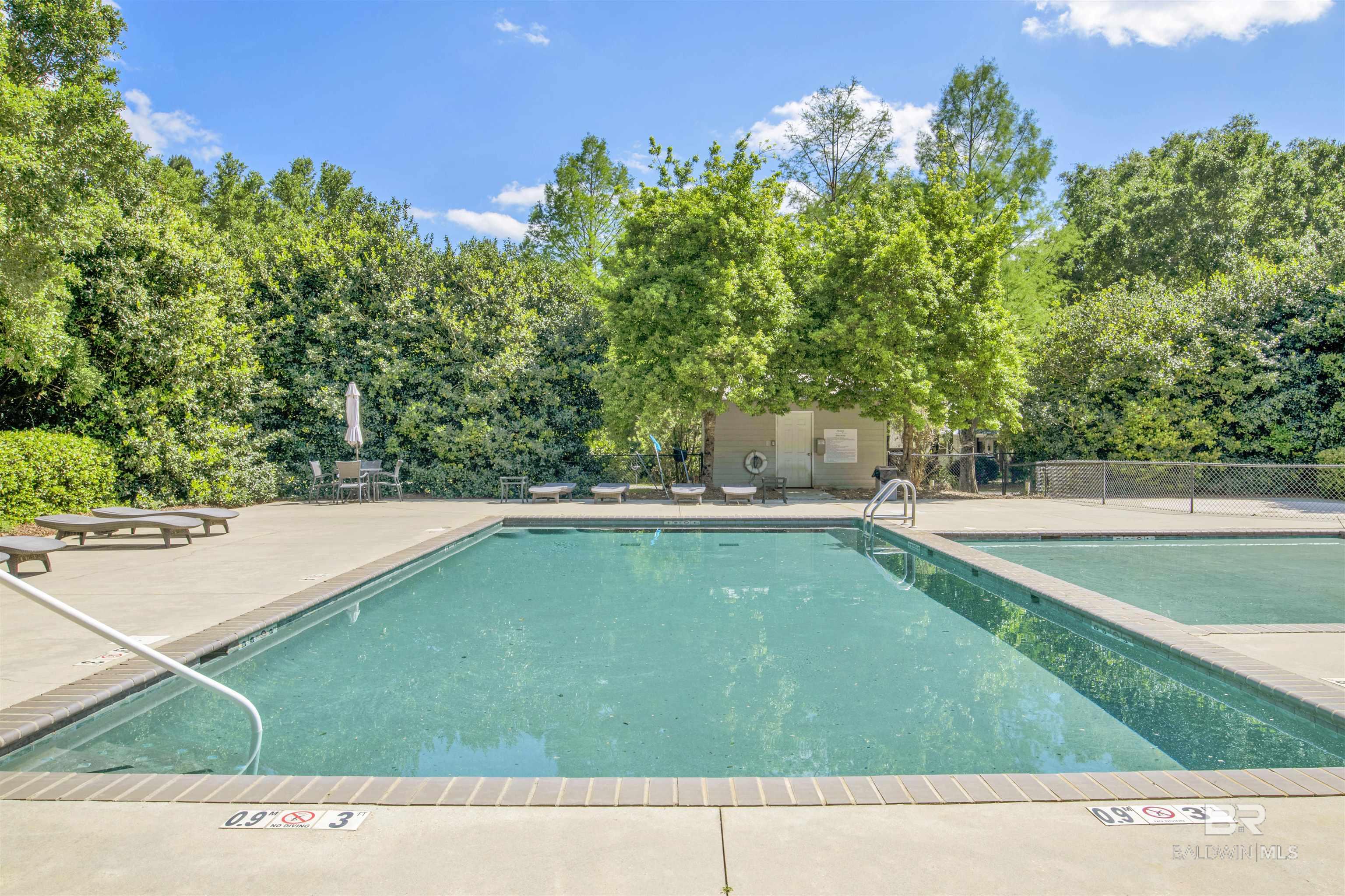 https://zimg.paragon.ice.com/ParagonImages/Property/PG/BCAR/396453/68/0/0/dd9b2e5376b06da06ae96b86f735c628/7/0026a8b57bcfa8c3cddcd853762ef9de/396453-3b585b39-70b5-4b5b-a228-54b55df60df4.JPG