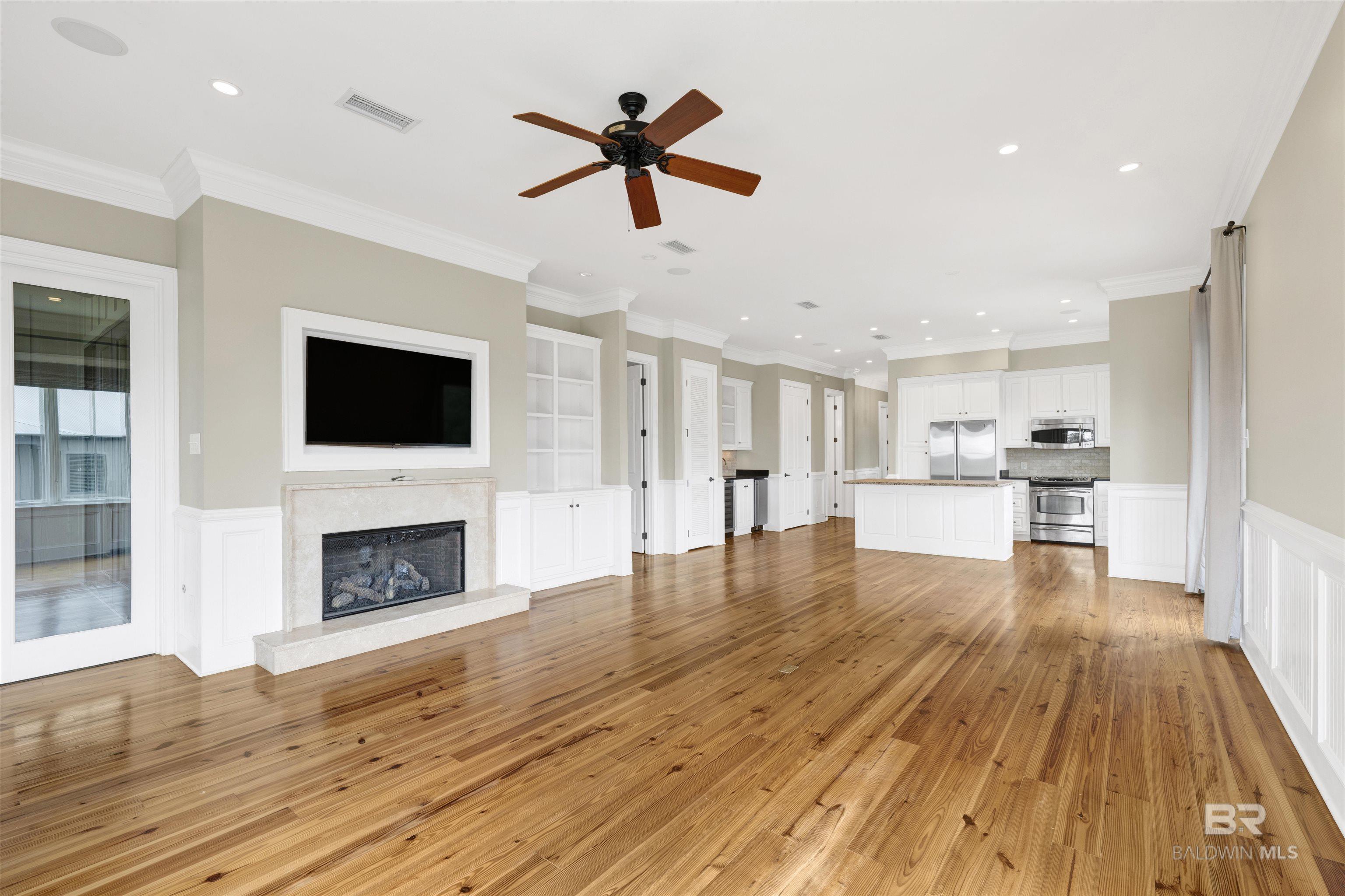 https://zimg.paragon.ice.com/ParagonImages/Property/PG/BCAR/396453/7/0/0/9c1183e9f1896f4fa3ff0cdecbc29bd4/7/0026a8b57bcfa8c3cddcd853762ef9de/396453-64b155f2-535b-463c-ac54-a90f19622175.JPG