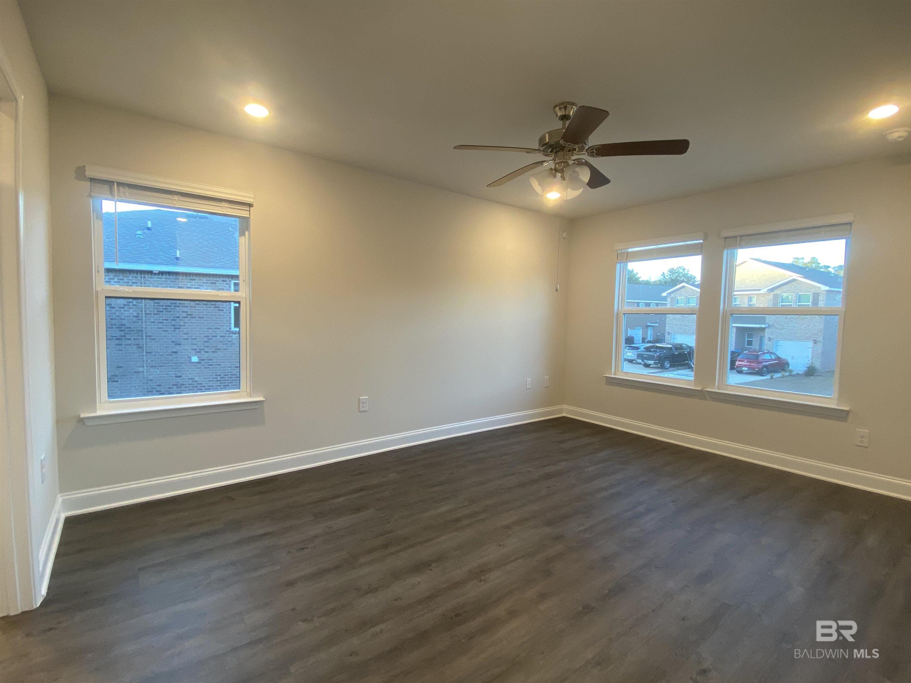 https://zimg.paragon.ice.com/ParagonImages/Property/PG/BCAR/396469/7/0/0/326231b49b4f74365eb93fde8407043b/7/5e91e2582dfd00d916862a956ea0a73c/396469-EA5CB6B7-EF3B-48FD-8530-8A4F429788AB.JPG