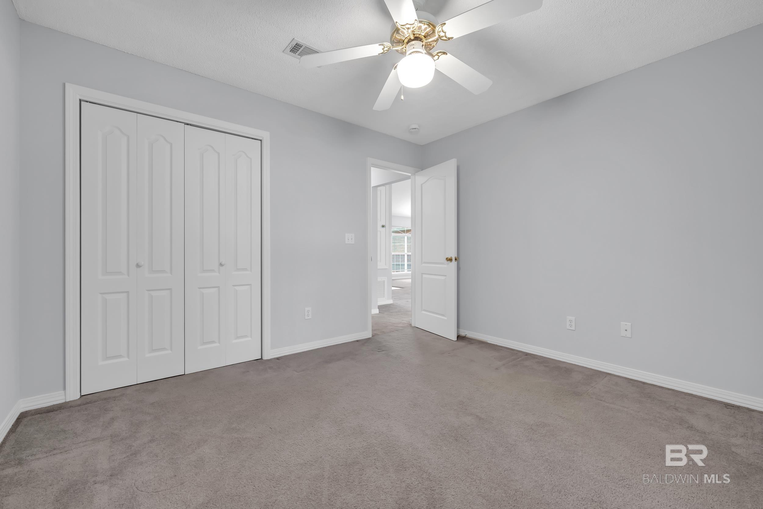 https://zimg.paragon.ice.com/ParagonImages/Property/PG/BCAR/396471/33/0/0/02bd657839fe2df87e185747e9525c88/7/c88fcfbae5bec60ab885986cd61a232c/396471-a98c78a3-eed6-4a64-a161-bed8e443f2cb.JPG