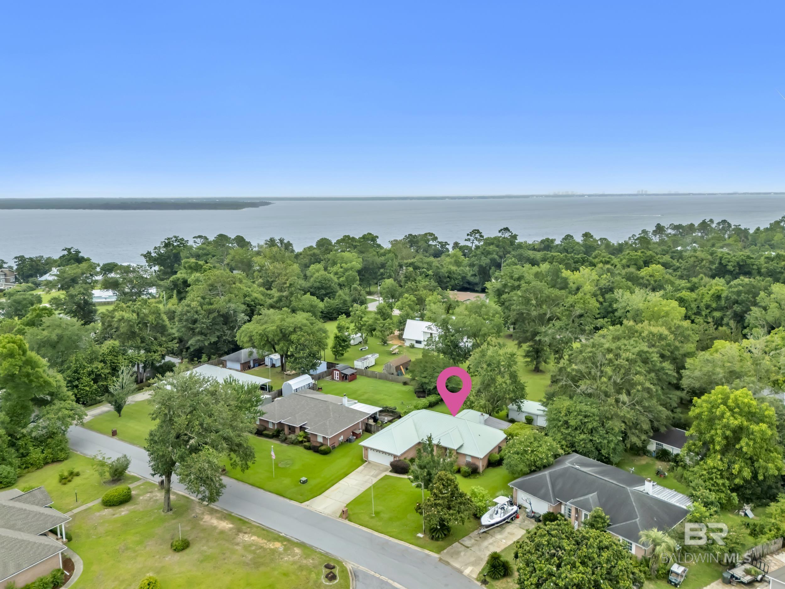 https://zimg.paragon.ice.com/ParagonImages/Property/PG/BCAR/396471/41/0/0/71900f88f45e29592c91fdf9c0db91aa/7/c88fcfbae5bec60ab885986cd61a232c/396471-69817647-ffac-42ed-b248-bfc1ea461911.JPG