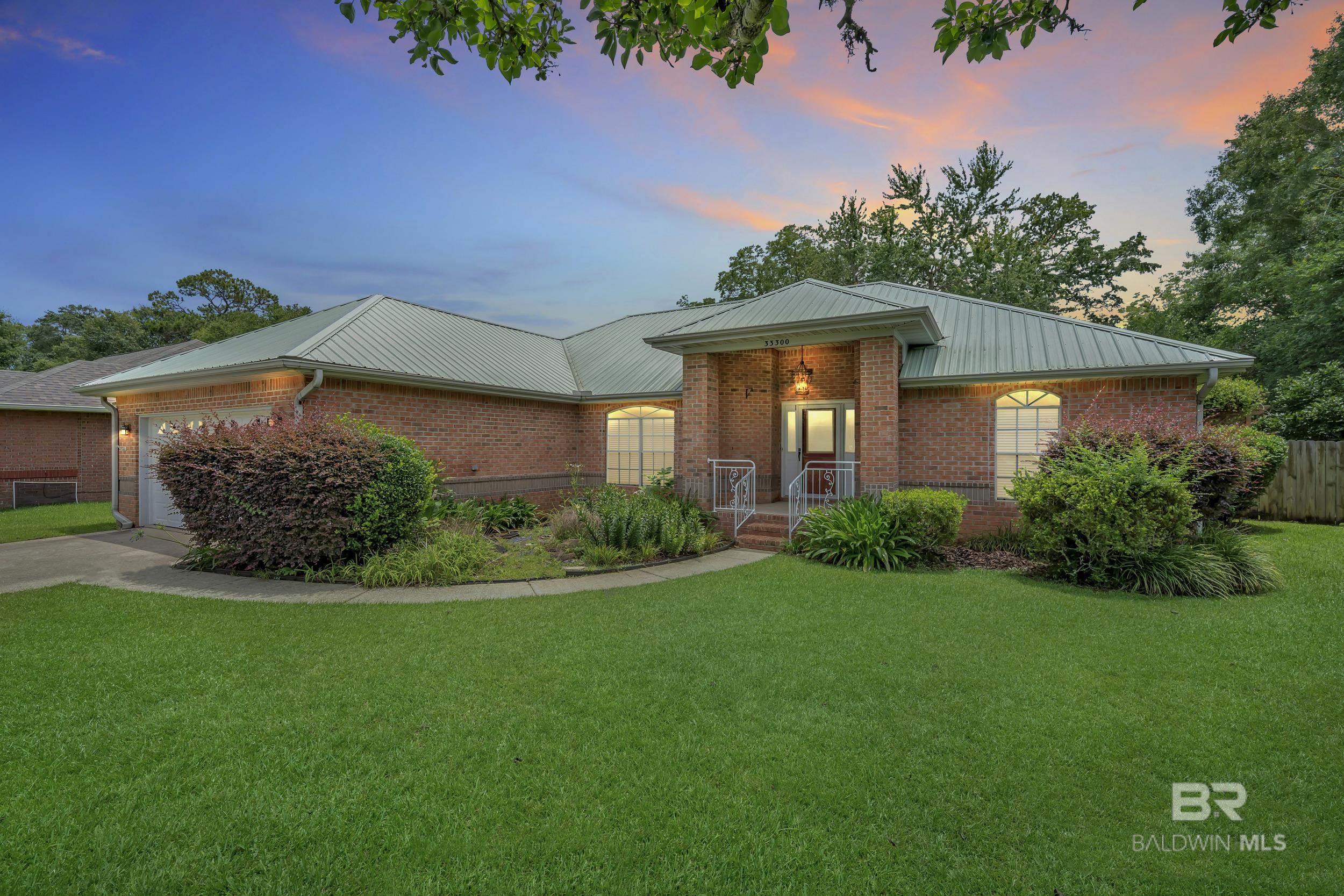 https://zimg.paragon.ice.com/ParagonImages/Property/PG/BCAR/396471/5/0/0/4d71348b75a7f1d94baf892f90b453a4/7/c88fcfbae5bec60ab885986cd61a232c/396471-c2fc8ee5-f188-4ebc-b5e2-d6752308c19b.JPG
