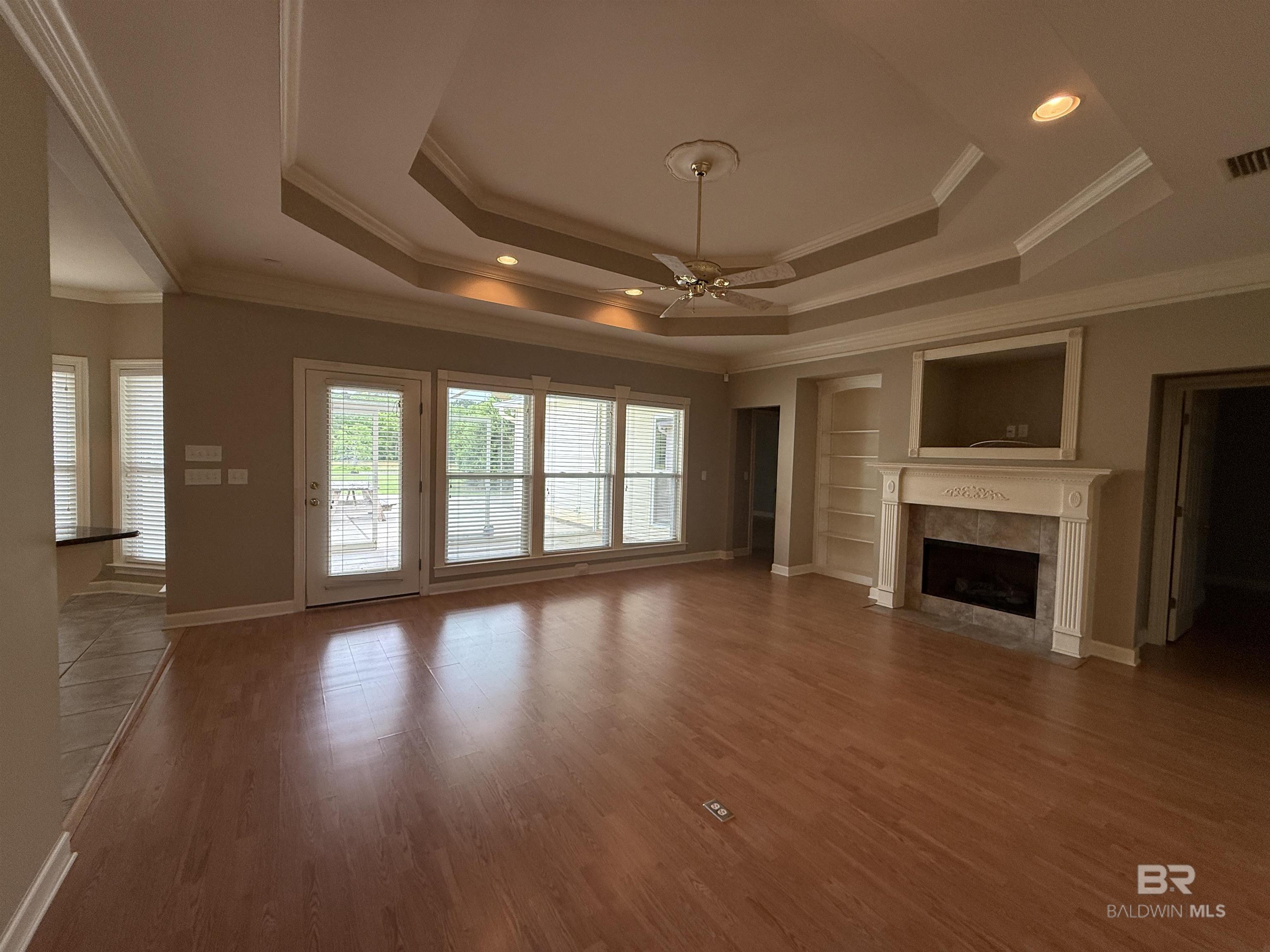 https://zimg.paragon.ice.com/ParagonImages/Property/PG/BCAR/396476/1/0/0/0918123e4c7788f8869bc38d312238db/7/a2b03b3e3b13189af901f9a6847beb67/396476-762986ad-a1b5-4c16-beec-2b2e84fb9249.JPG