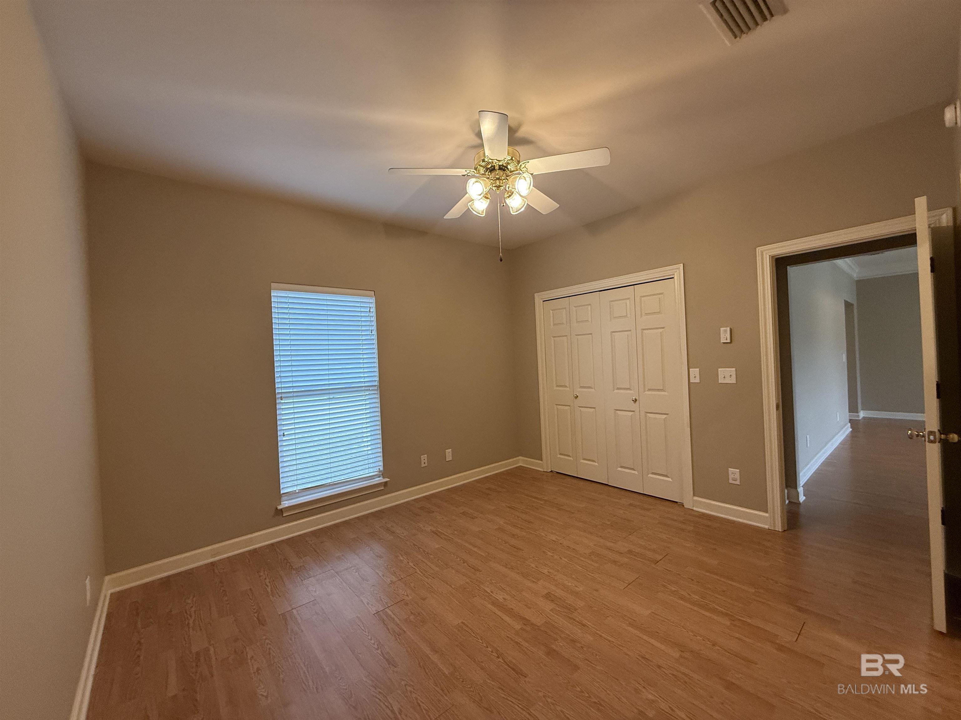https://zimg.paragon.ice.com/ParagonImages/Property/PG/BCAR/396476/14/0/0/4c7913fbb59dee64e335ffe482930e49/7/a2b03b3e3b13189af901f9a6847beb67/396476-3a332534-32e6-49cb-b092-97998b530165.JPG