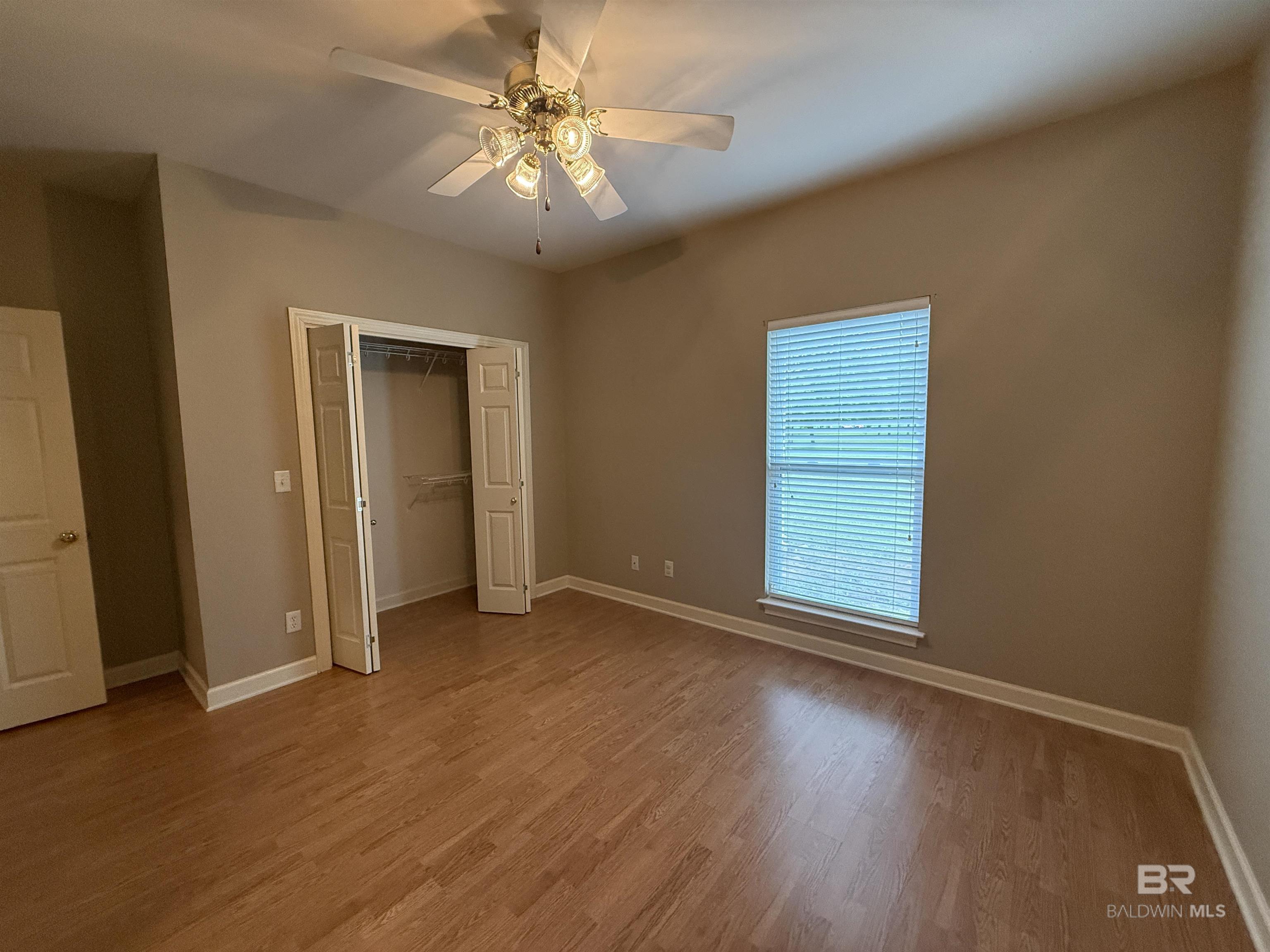 https://zimg.paragon.ice.com/ParagonImages/Property/PG/BCAR/396476/18/0/0/8f029bf7d84347e95689cf066293b689/7/a2b03b3e3b13189af901f9a6847beb67/396476-485f19fe-6d25-40cc-8094-31fe874a0af0.JPG