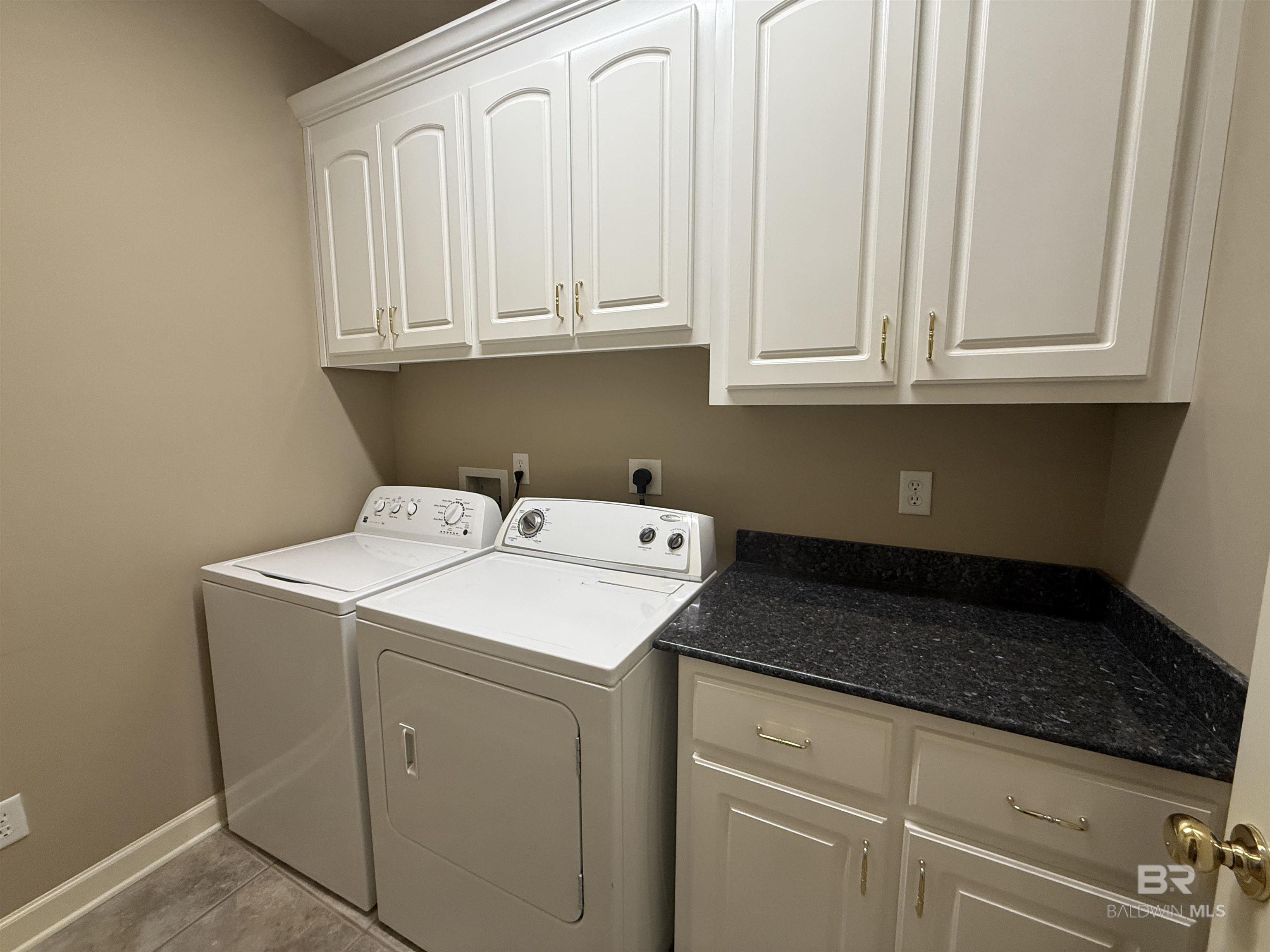 https://zimg.paragon.ice.com/ParagonImages/Property/PG/BCAR/396476/19/0/0/e7f2a77cfbcb28892c351a1ea9ec02c5/7/a2b03b3e3b13189af901f9a6847beb67/396476-635e4adc-6c85-4f2c-b885-15097f284386.JPG