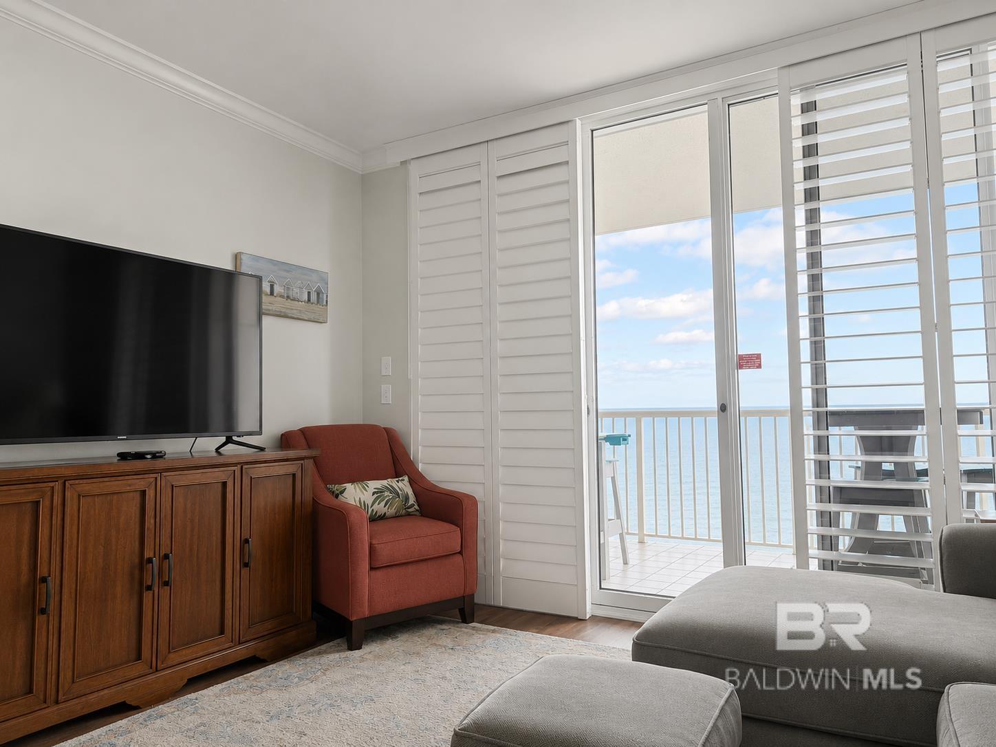 https://zimg.paragon.ice.com/ParagonImages/Property/PG/BCAR/396482/6/0/0/b2a0113a5c2671fd45bab1a1b9756b86/7/608fe5ce4acda9c14a0931eeef26c5bb/396482-c0e4a77a-4778-4bc8-9d76-8587c00c40f7.JPG